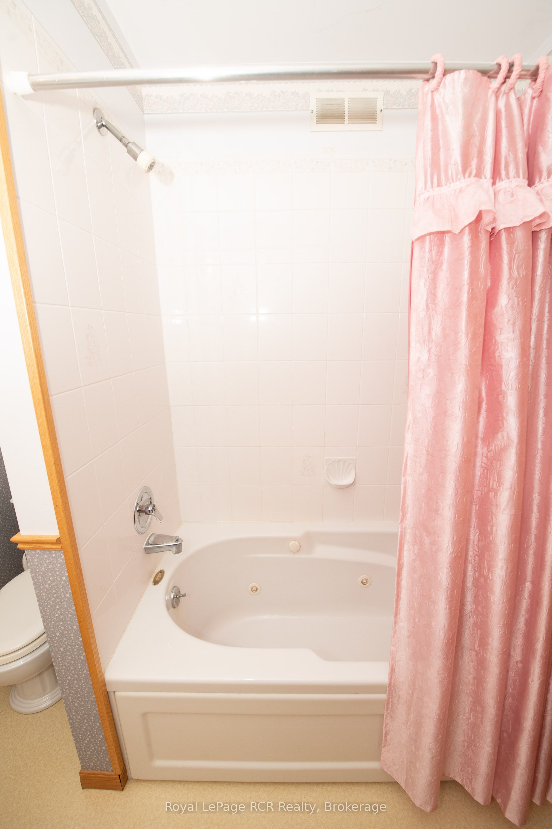 9870 Creek Road Property Photo 41