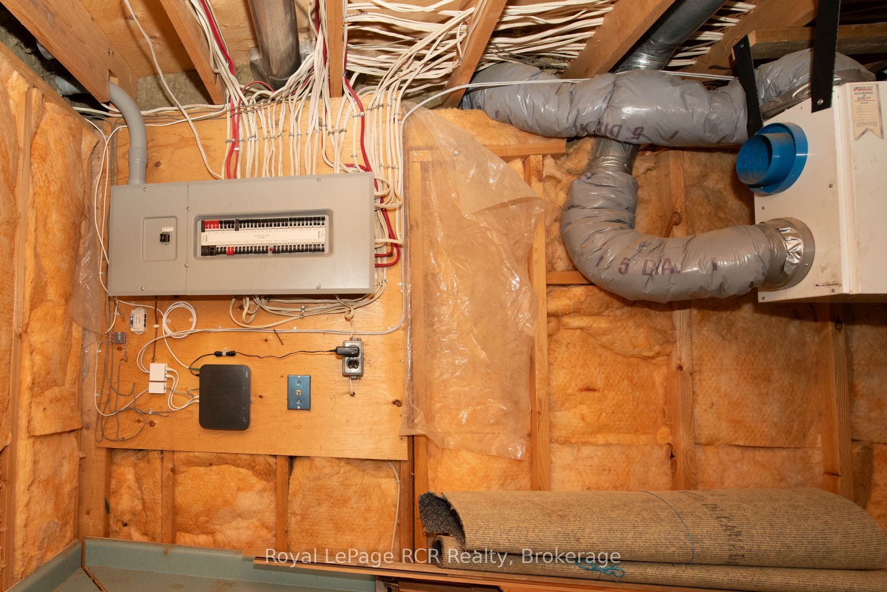9870 Creek Road Property Photo 48
