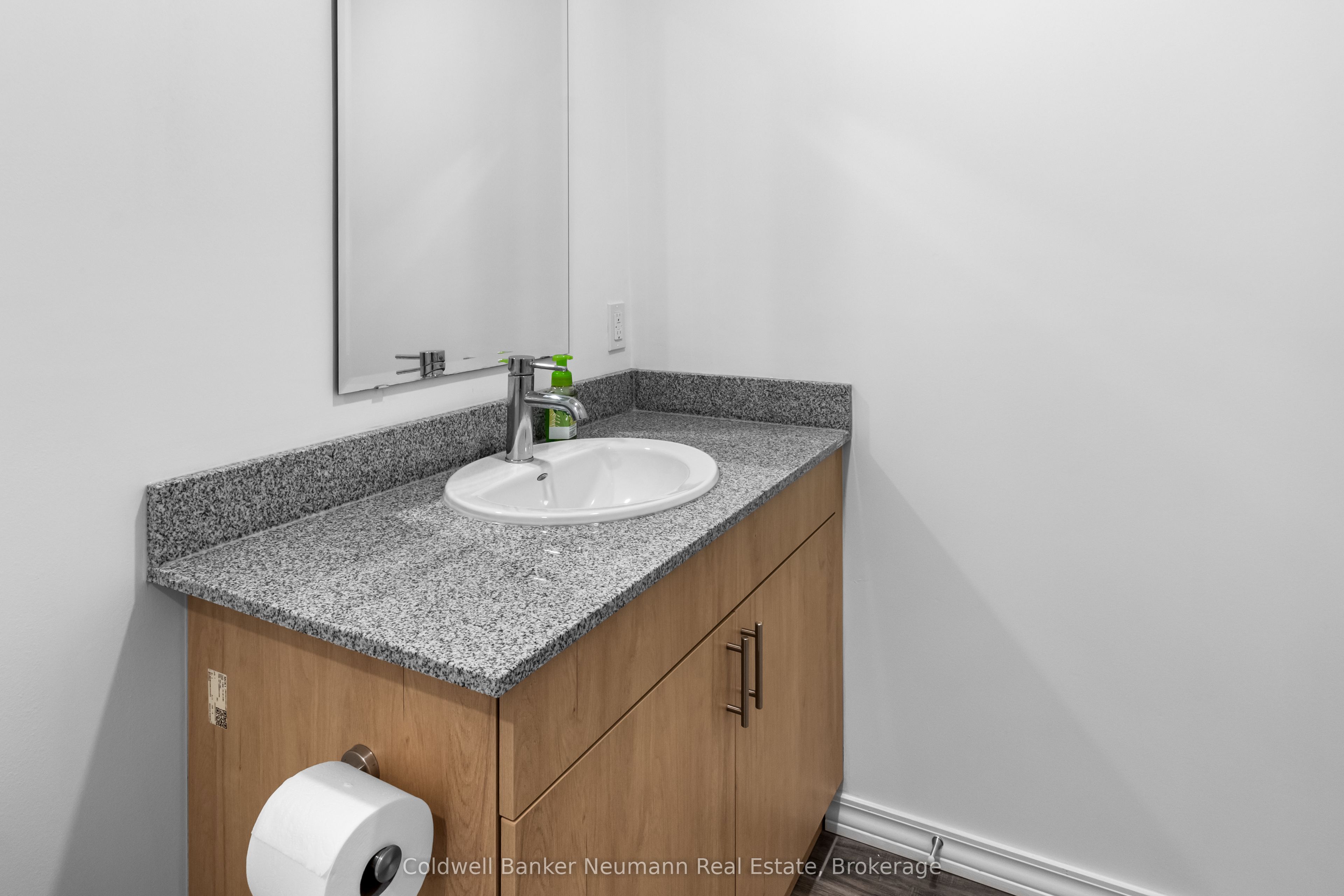 1098 Paisley Road 713 Property Photo 6