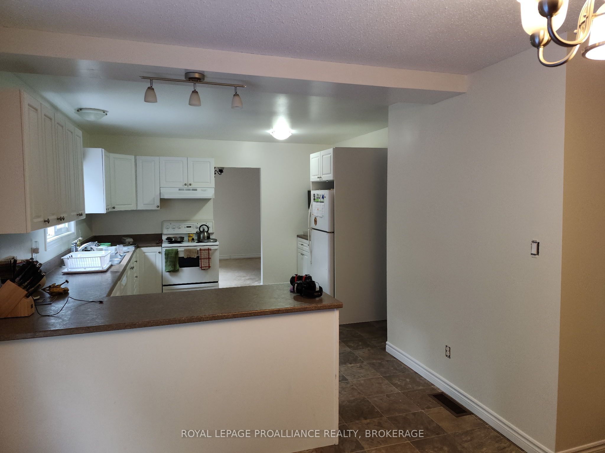 900 Nottinghill Avenue Property Photo 14