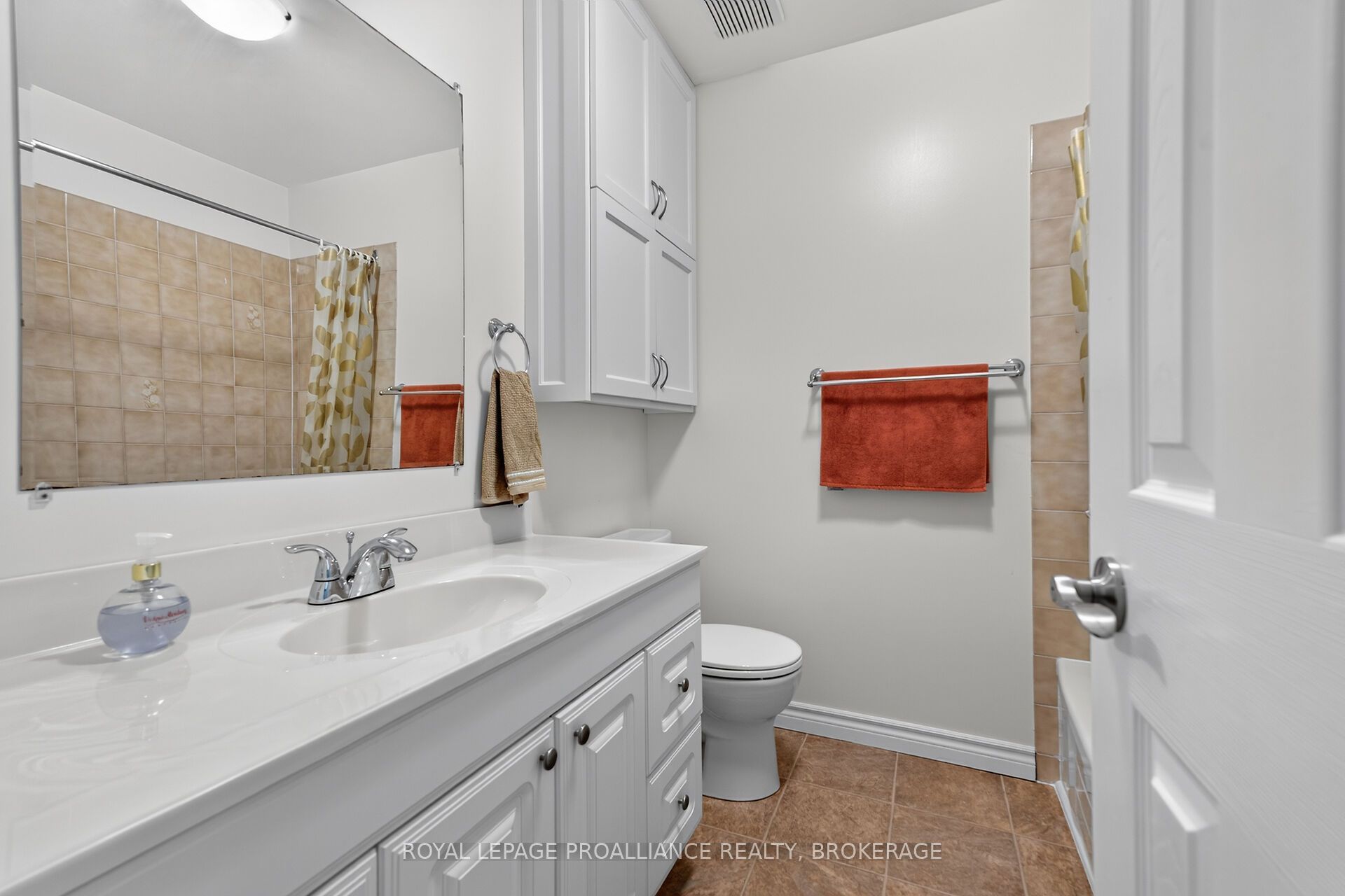 900 Nottinghill Avenue Property Photo 25