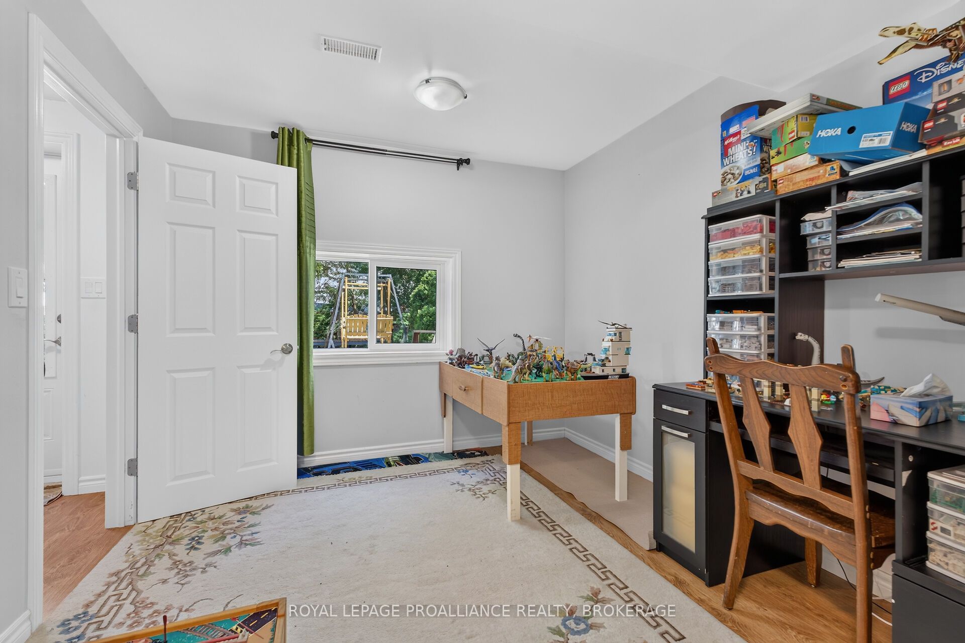 900 Nottinghill Avenue Property Photo 32