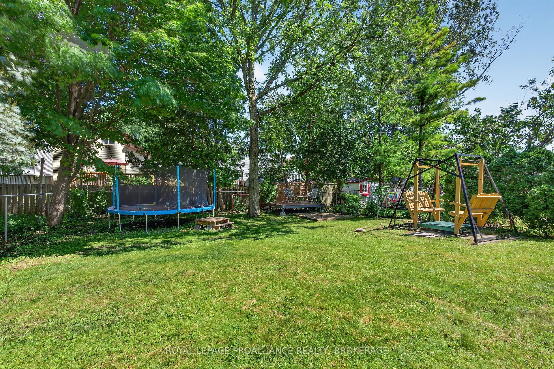 900 Nottinghill Avenue Property Photo 37