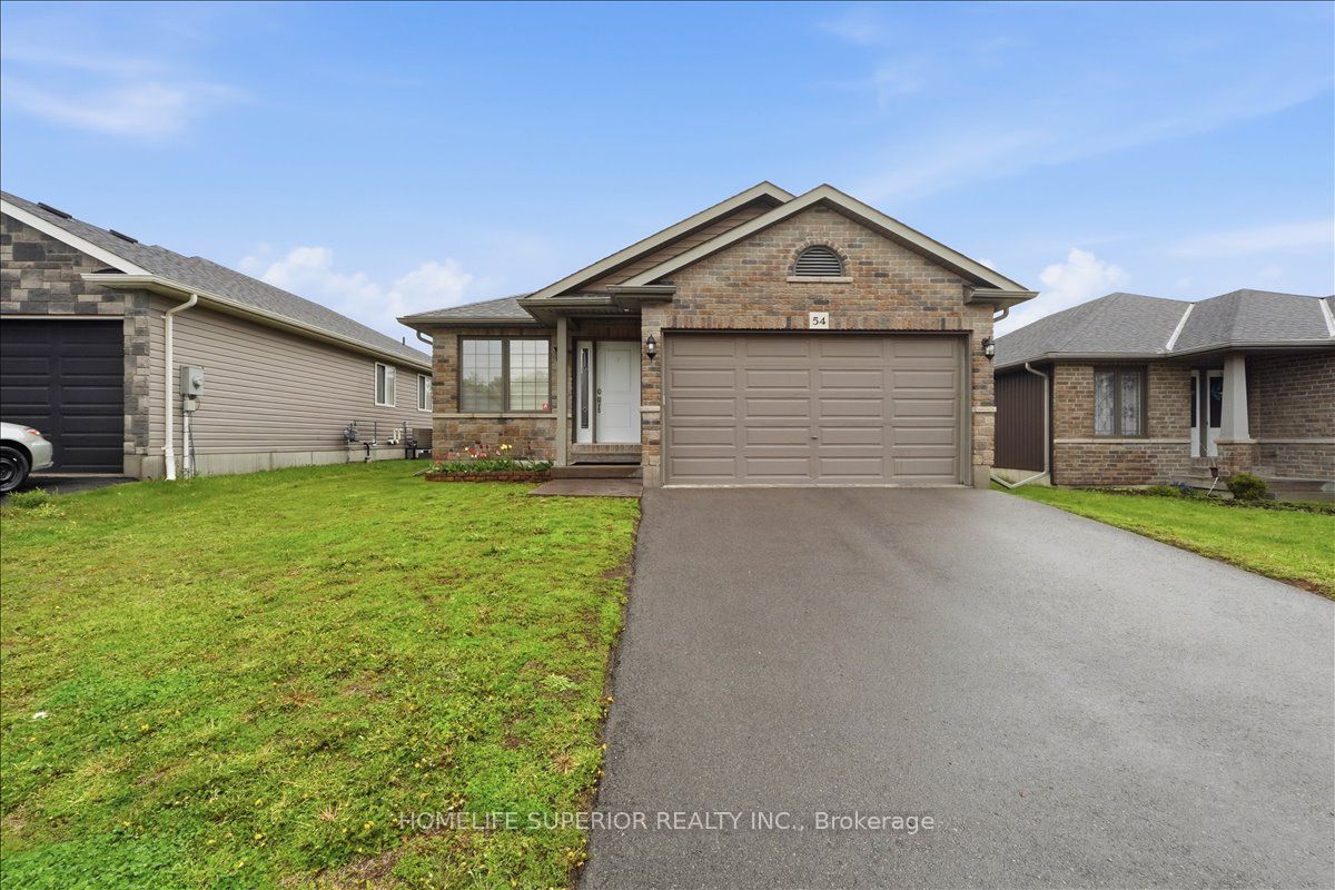 54 Aspen Drive Property Photo 3