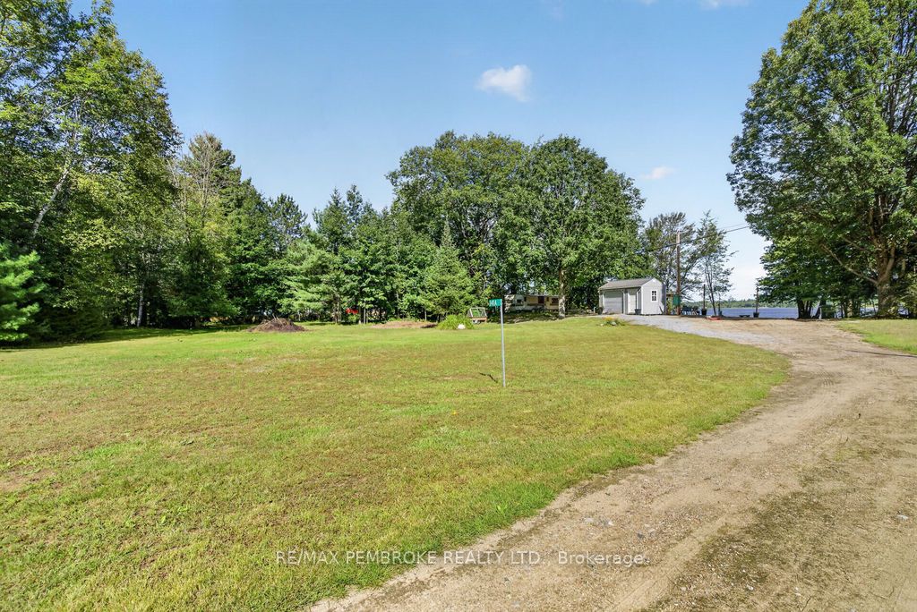 141a Sullivan Point Road Property Photo 4