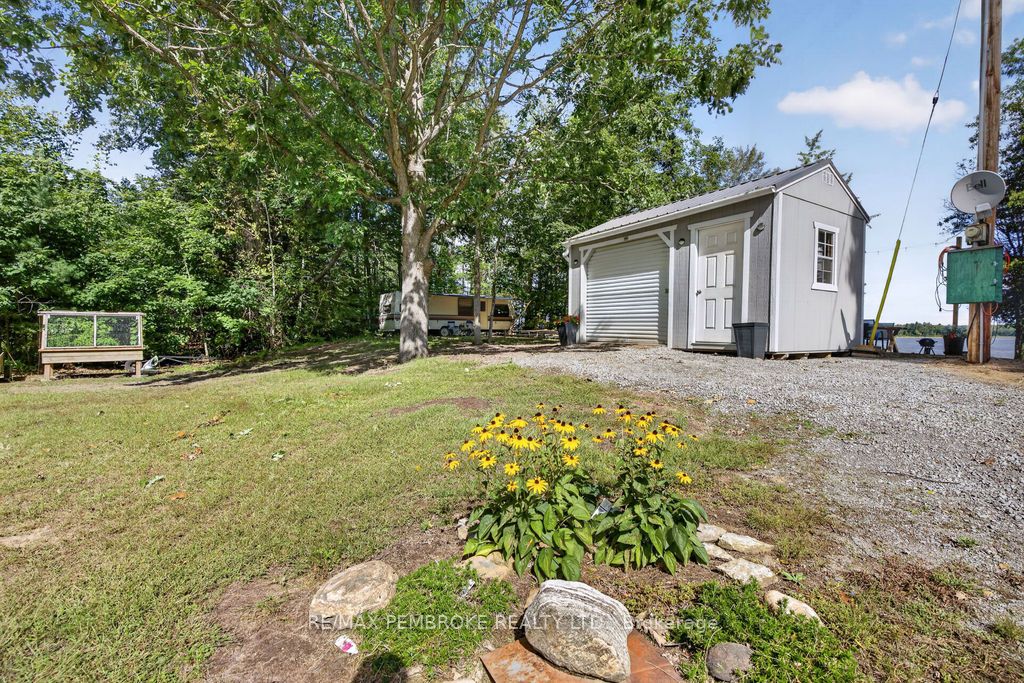 141a Sullivan Point Road Property Photo 5