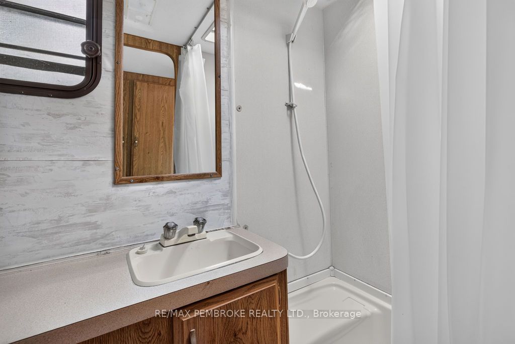 141a Sullivan Point Road Property Photo 15