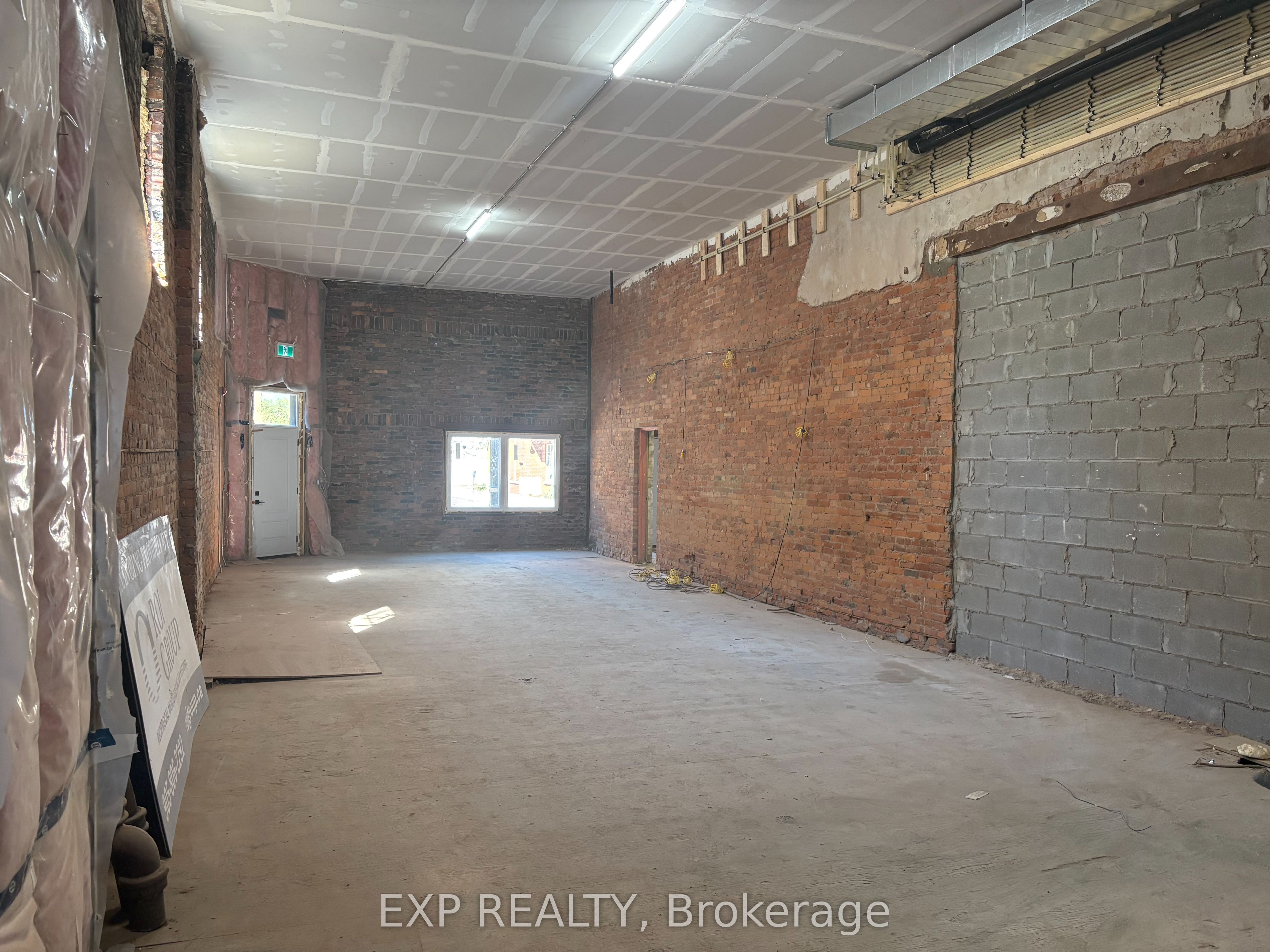 208 King Street E 200 Property Photo 7