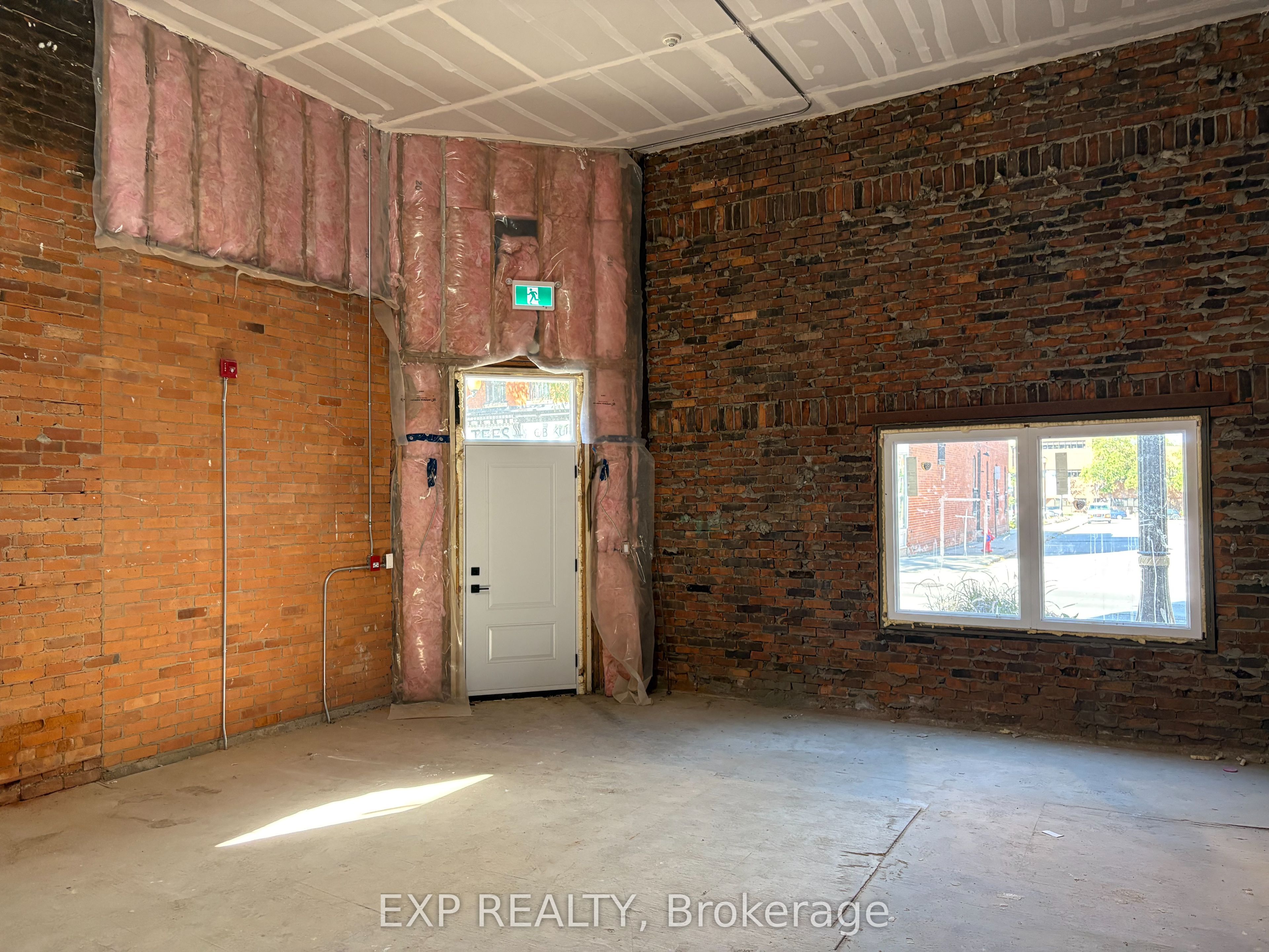 208 King Street E 200 Property Photo 9