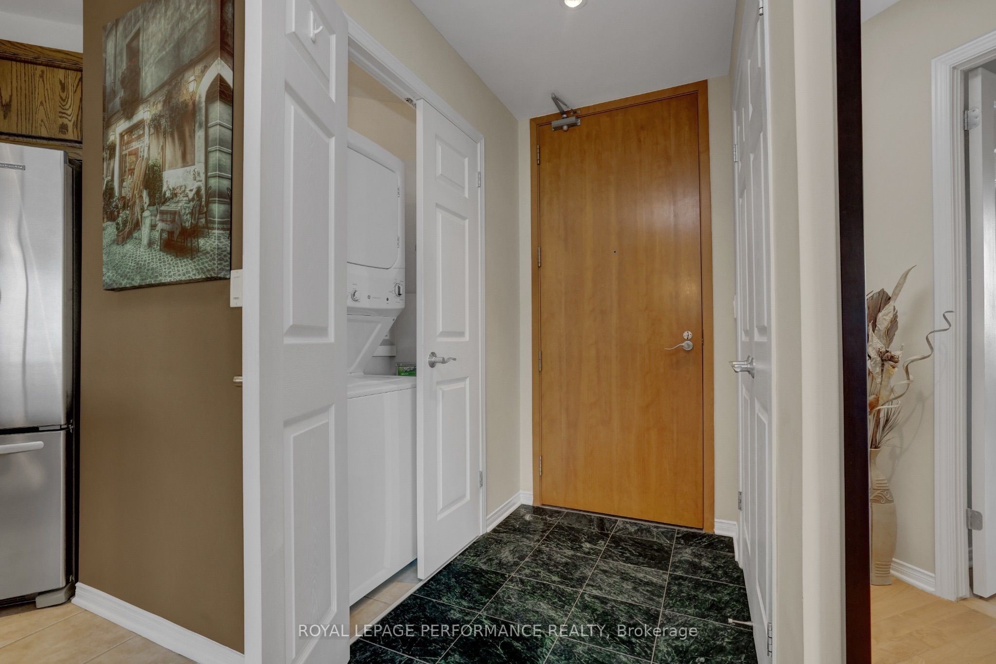 38 Metropole Private 2603 Property Photo 21