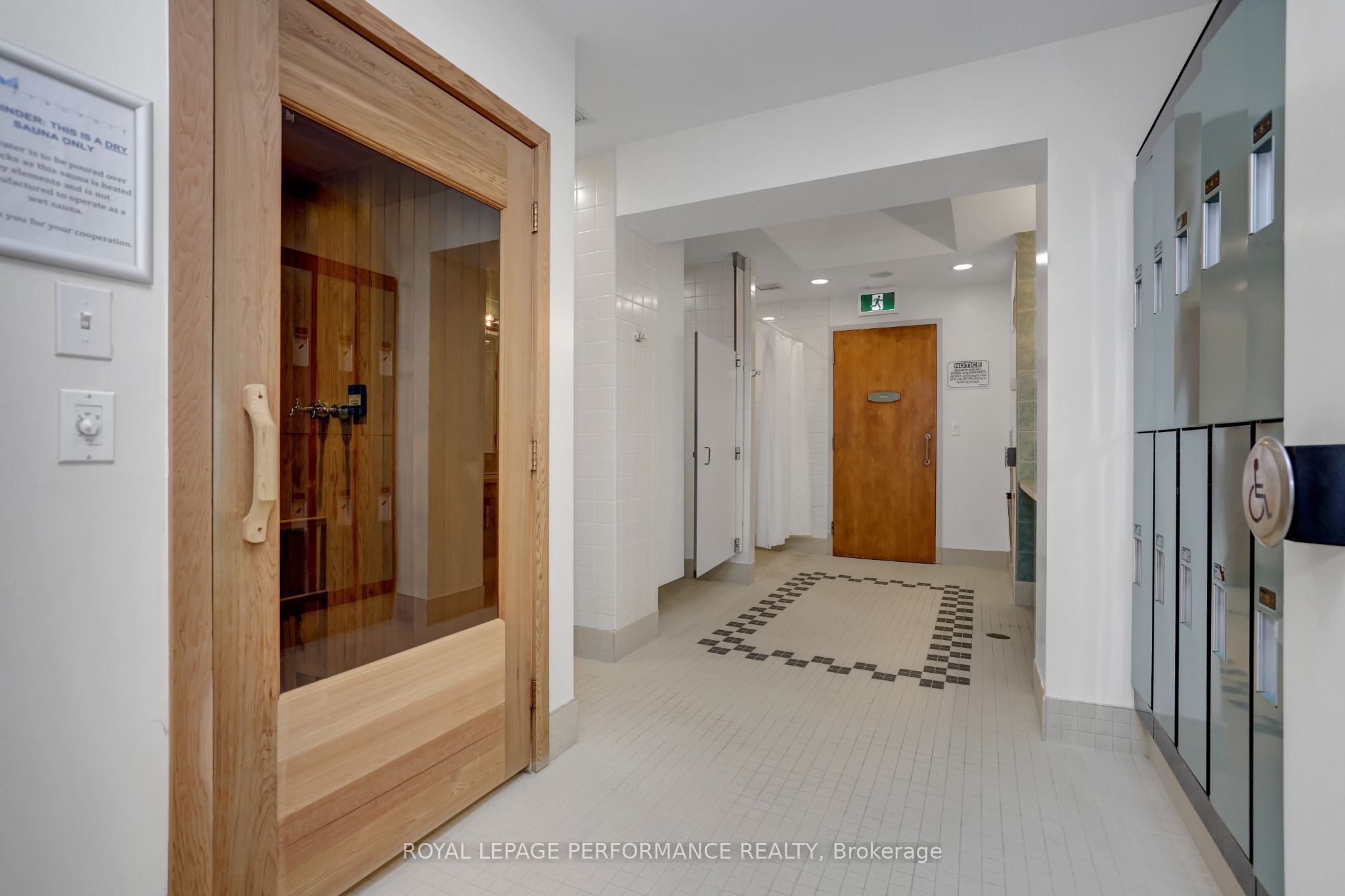 38 Metropole Private 2603 Property Photo 33