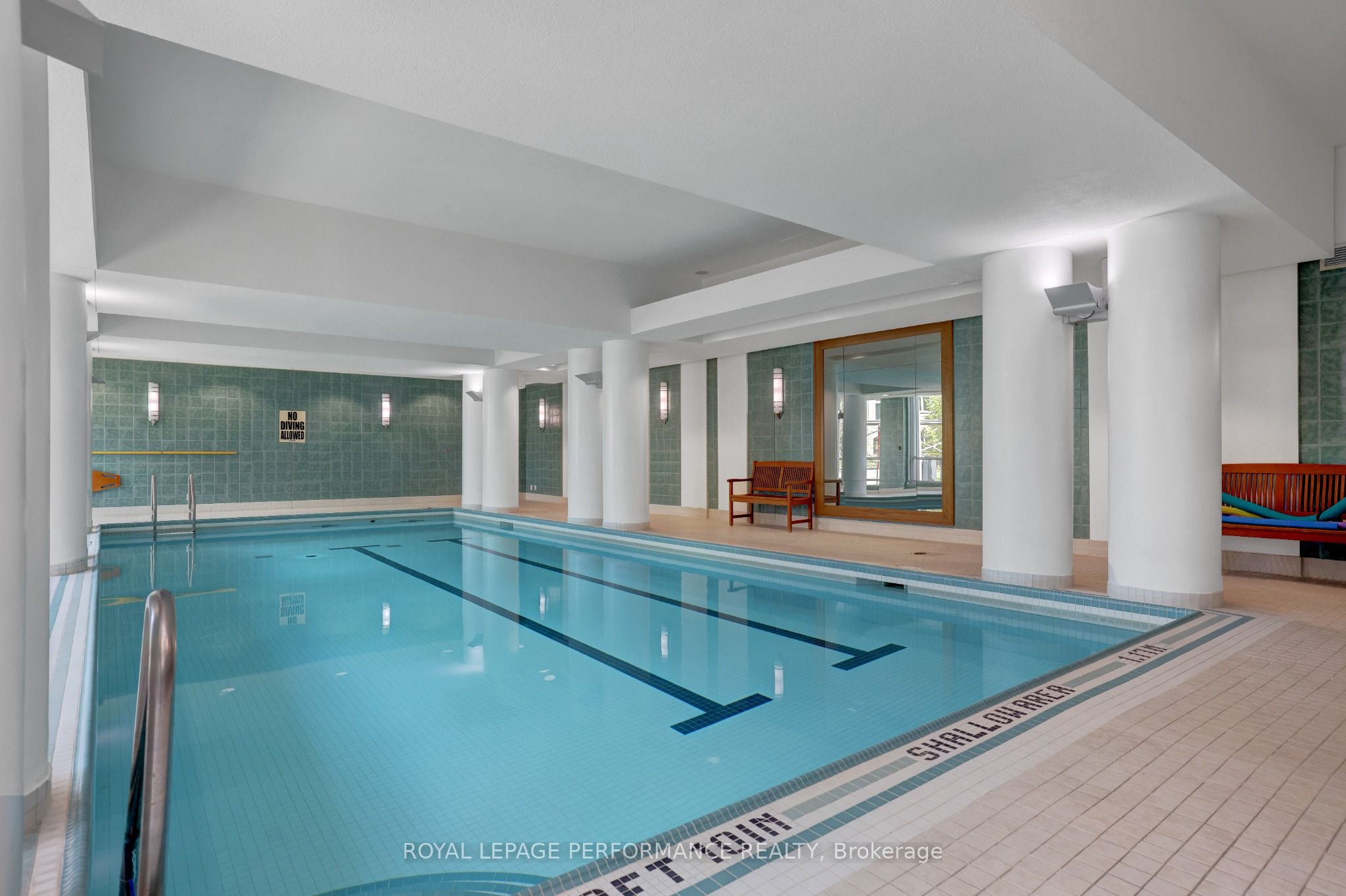 38 Metropole Private 2603 Property Photo 35
