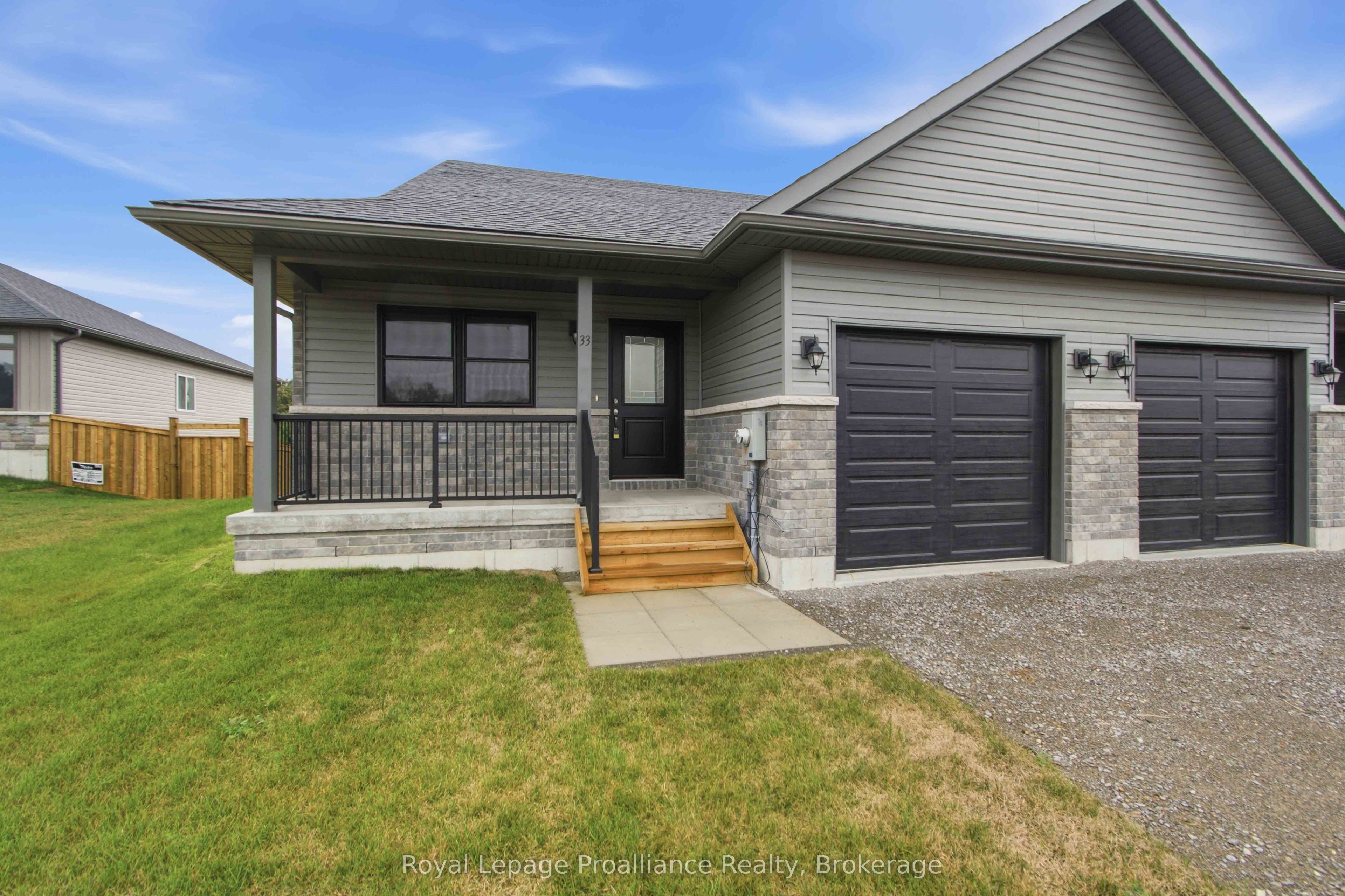 33 Clayton John Avenue Property Photo 1