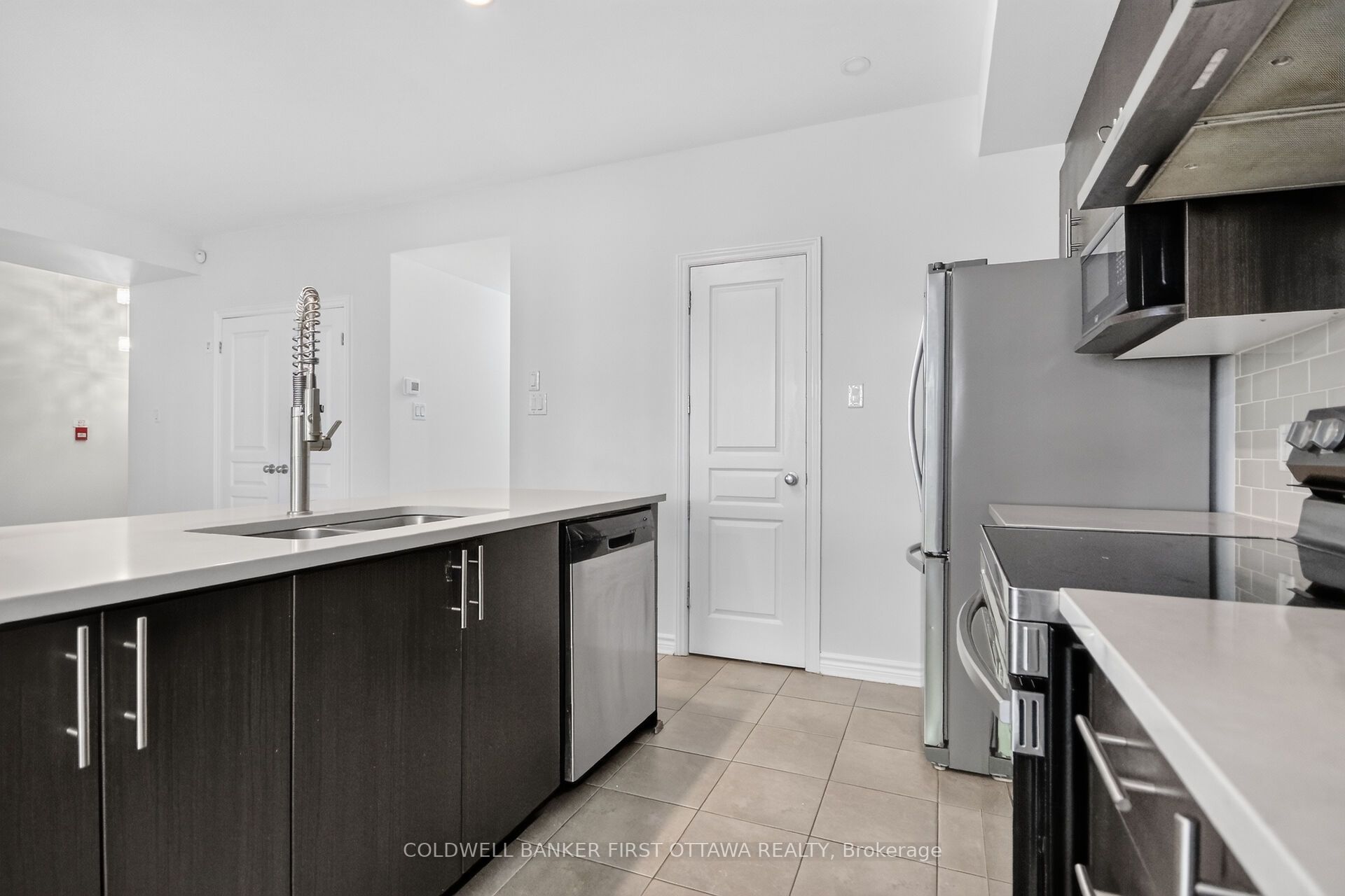 55 Tayside Private B Property Photo 12