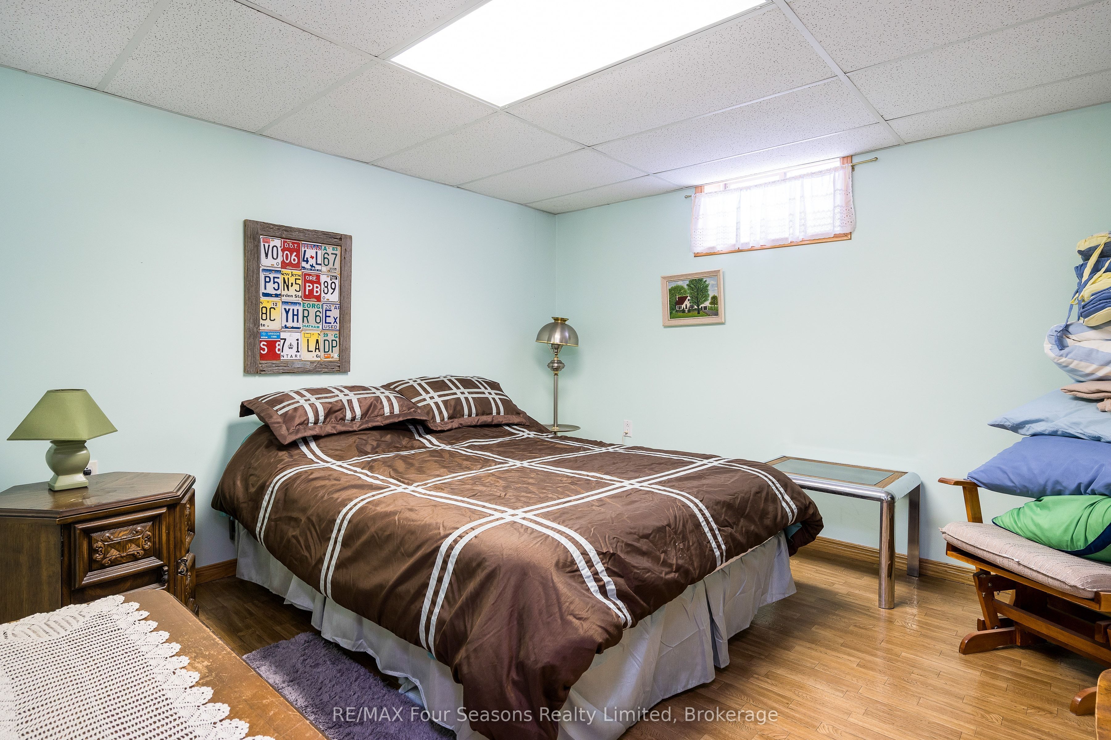 595365 4th Line Property Photo 20