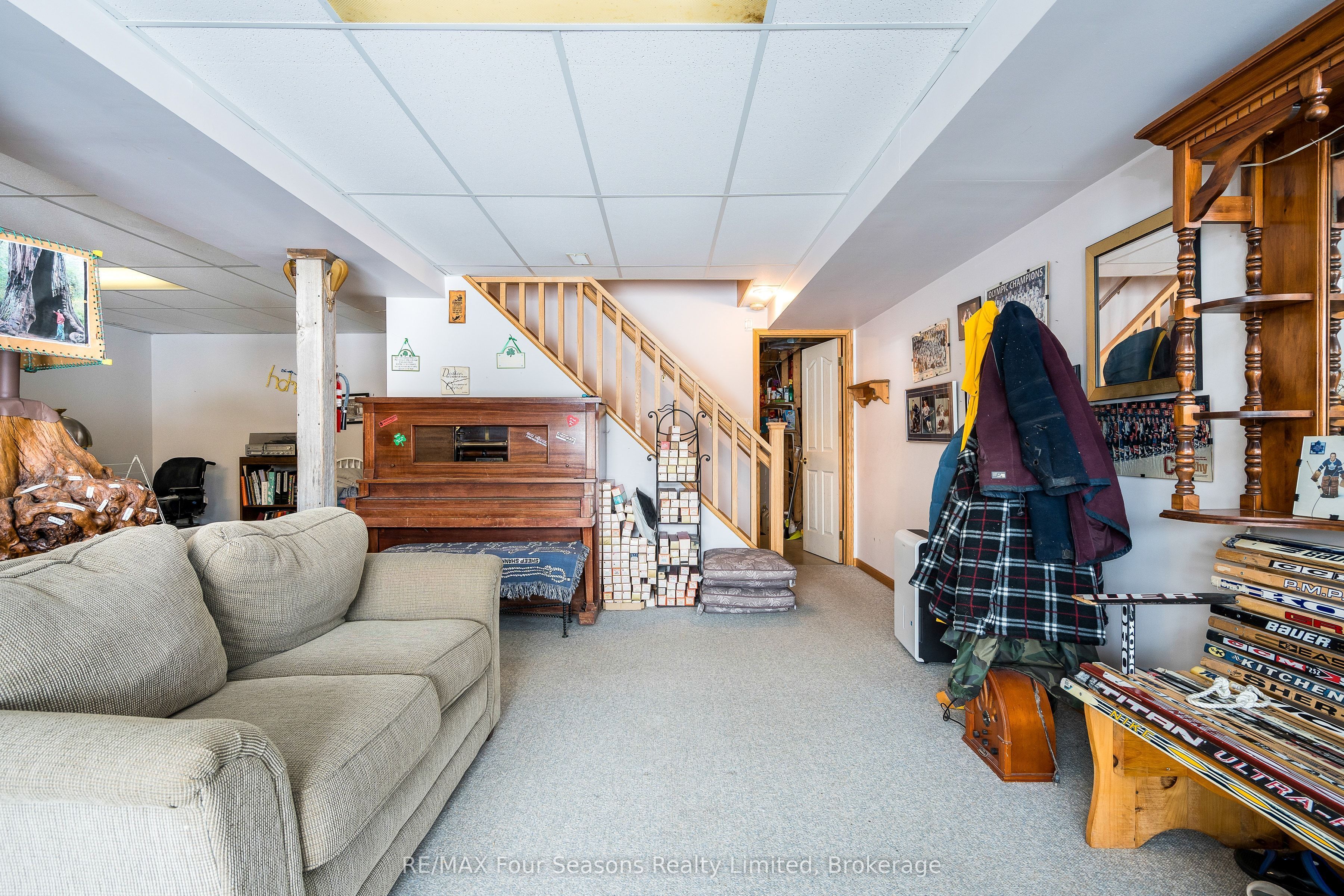 595365 4th Line Property Photo 23
