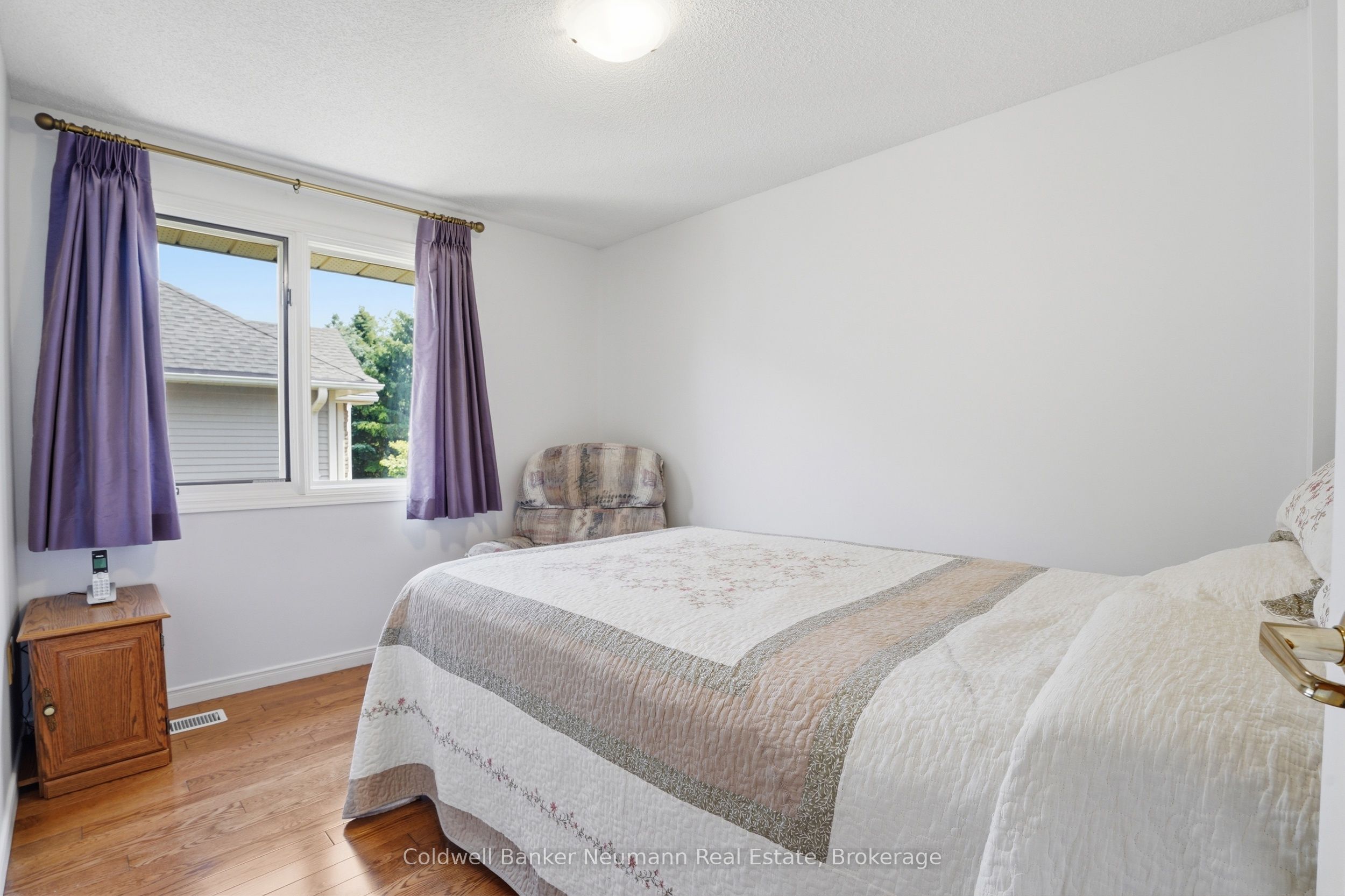 941 Gordon Street 49 Property Photo 22