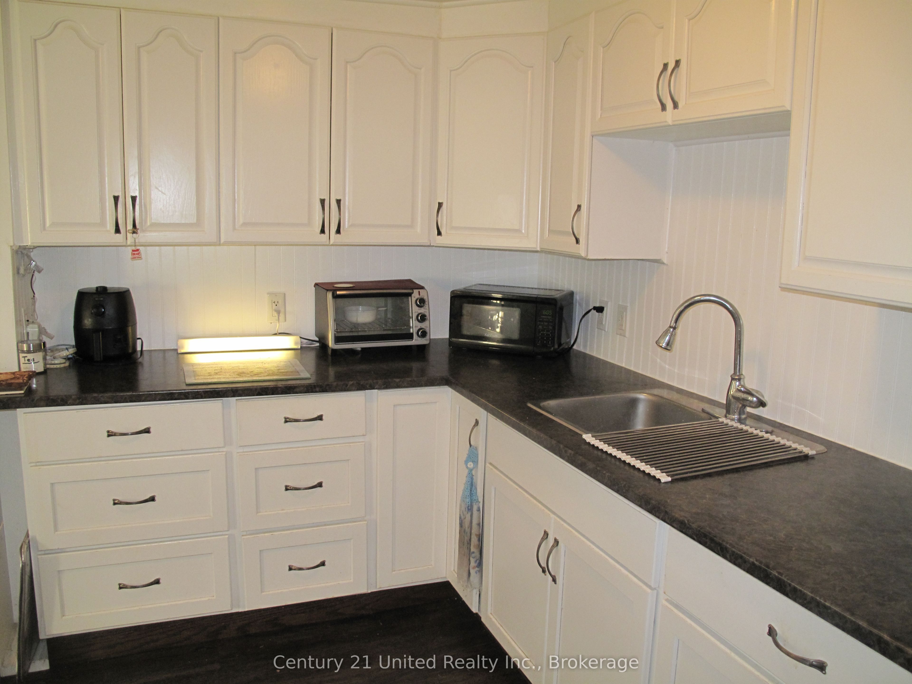 528 Concession Rd 6 E Property Photo 9