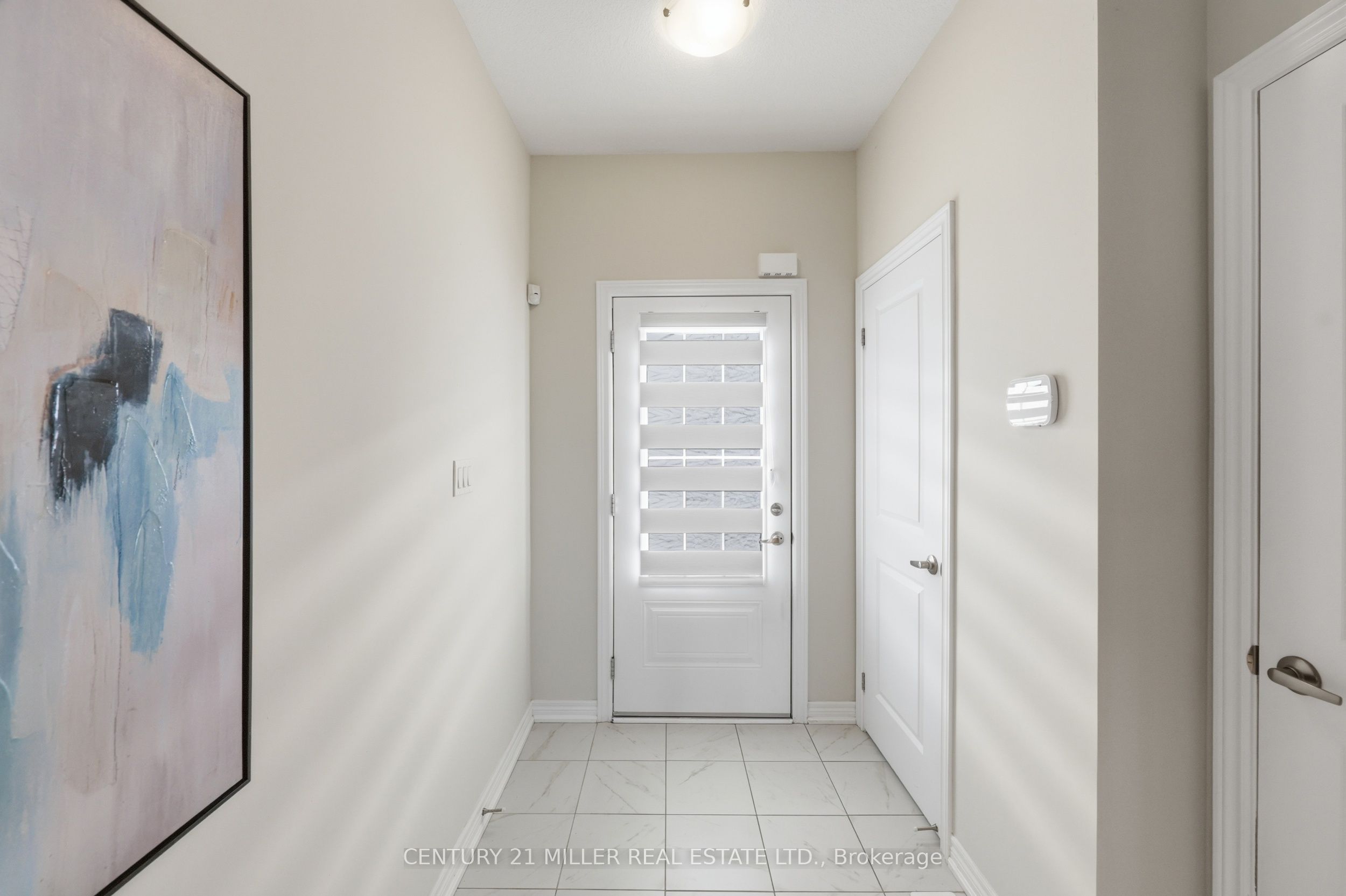 10 Linden Park Lane Property Photo 6