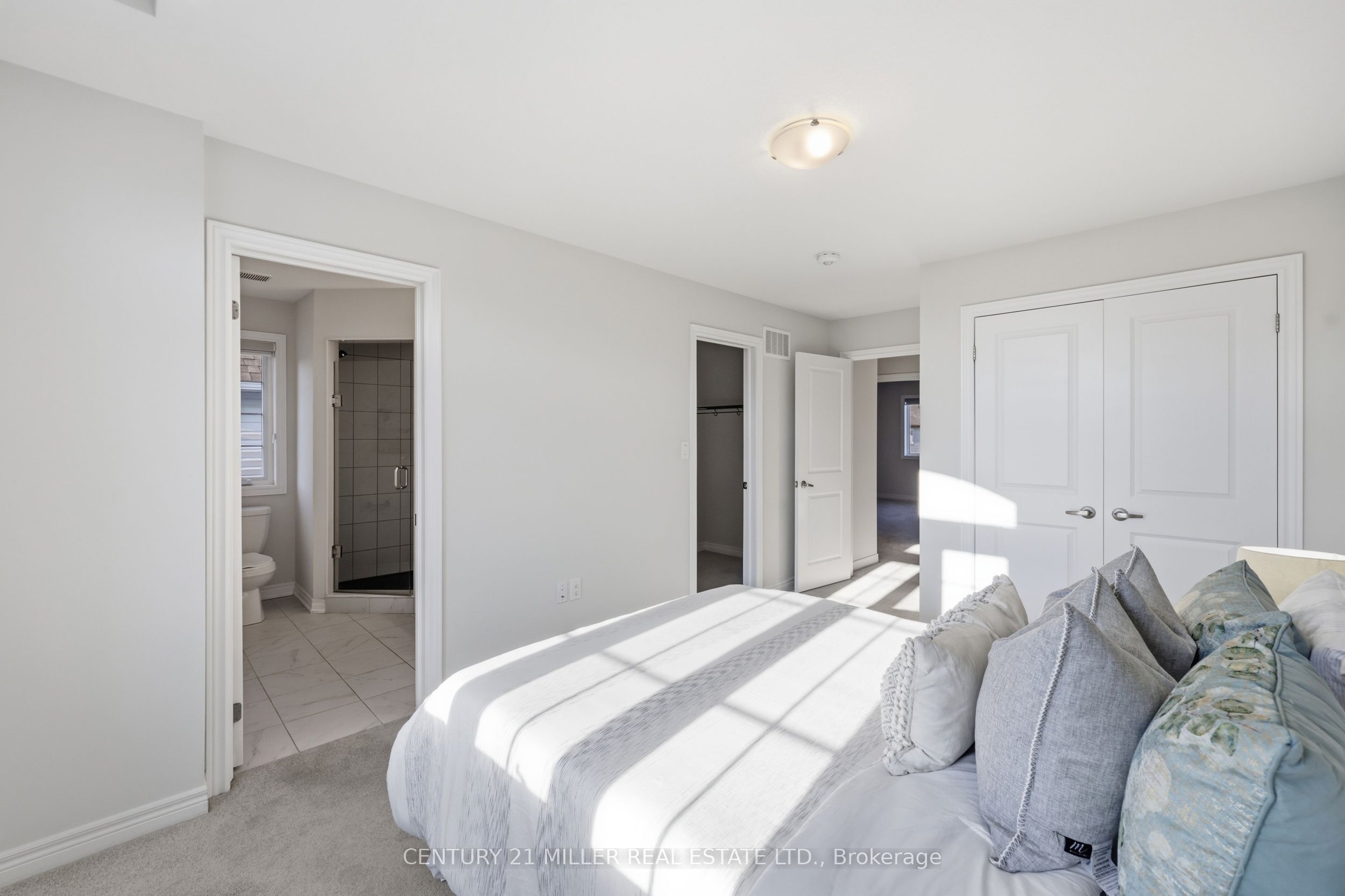 10 Linden Park Lane Property Photo 21