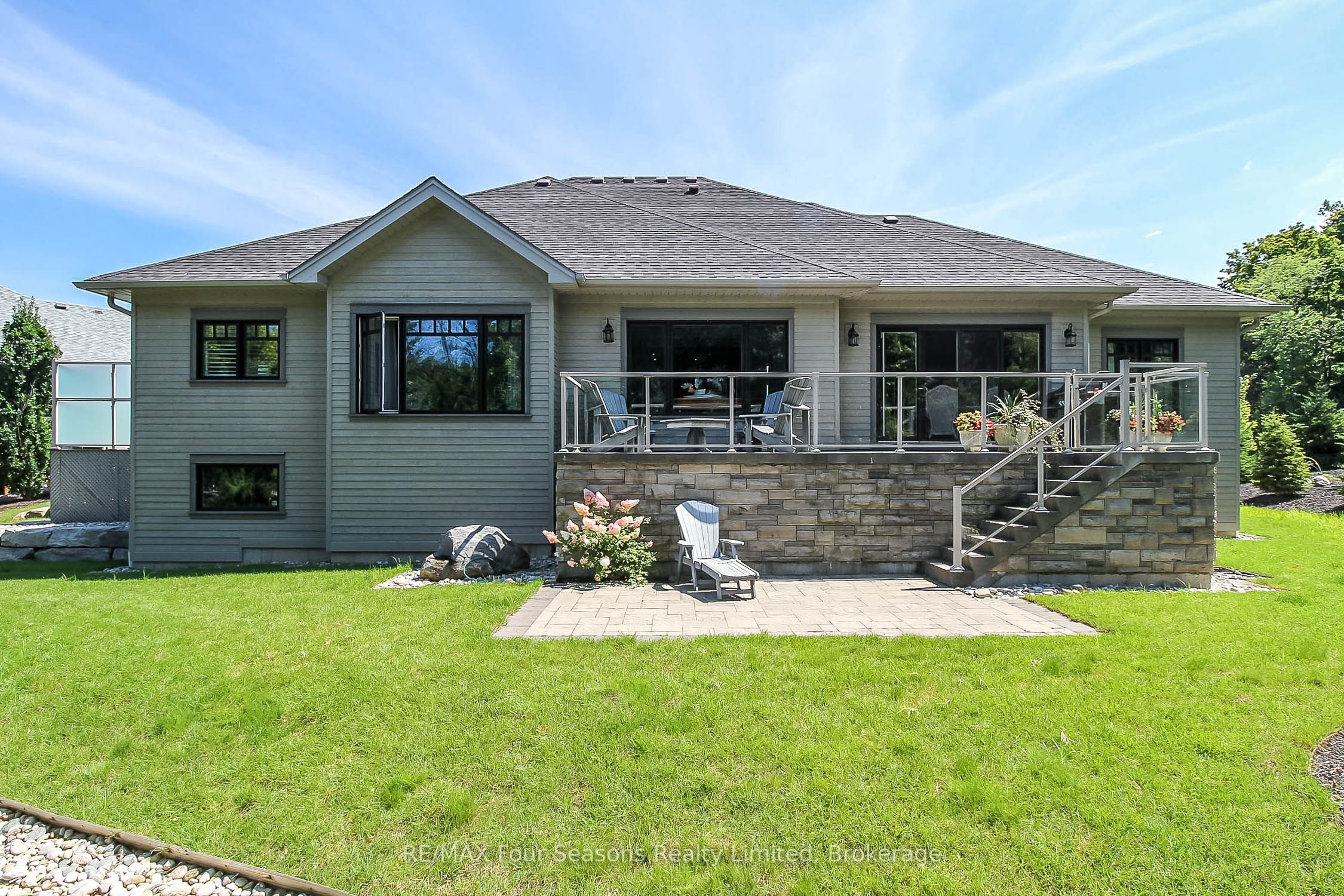 120 Schoolhouse Court Property Photo 42