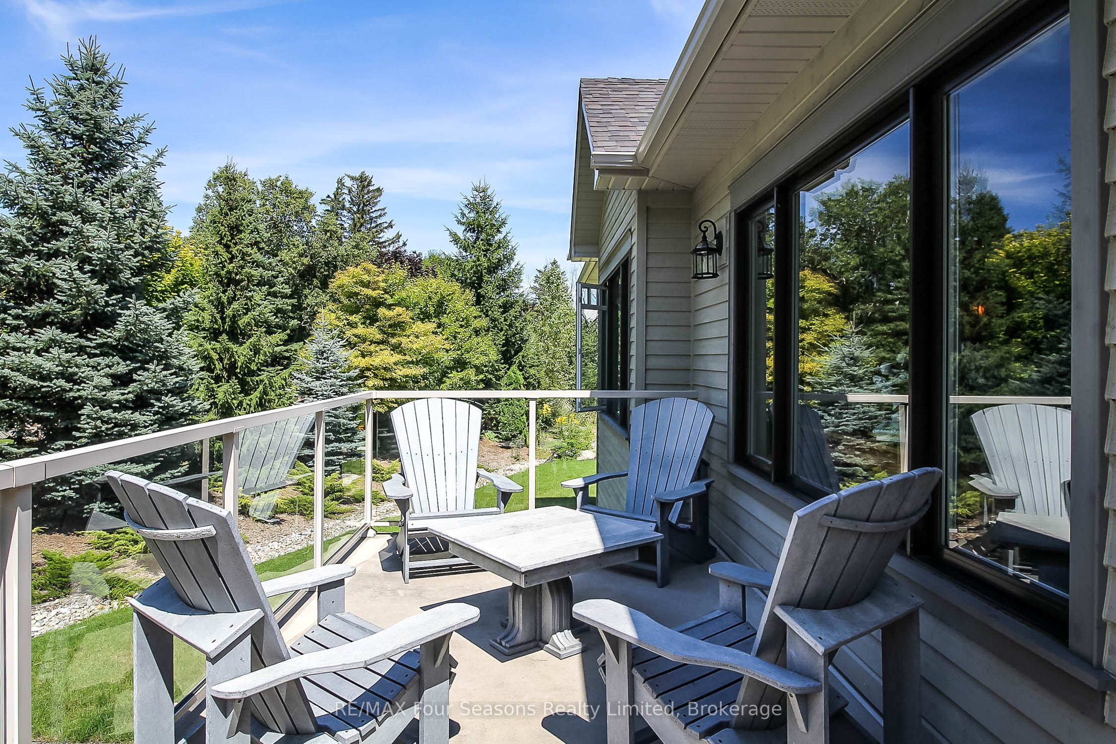 120 Schoolhouse Court Property Photo 44