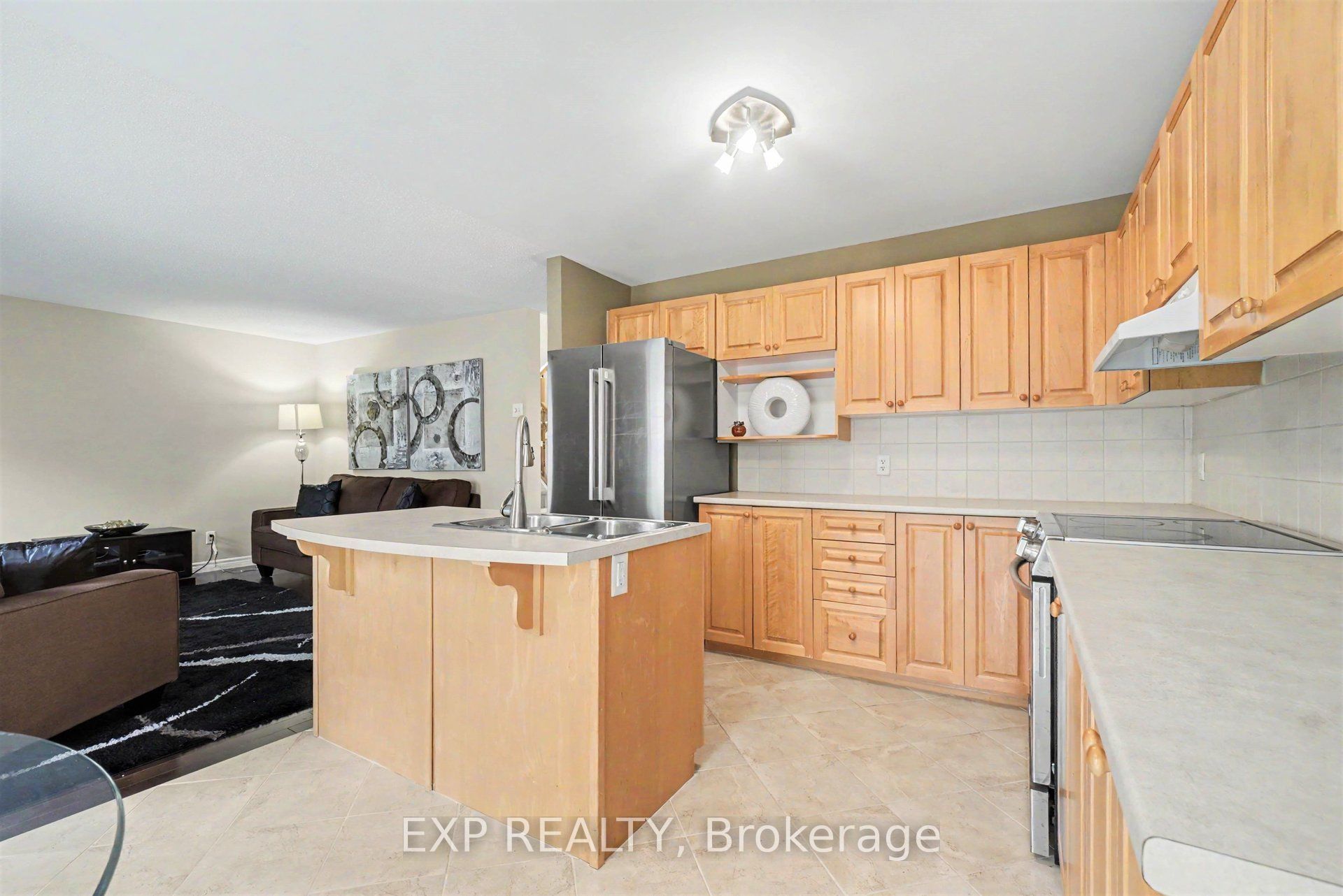 100 Rocky Hill Drive Property Photo 9