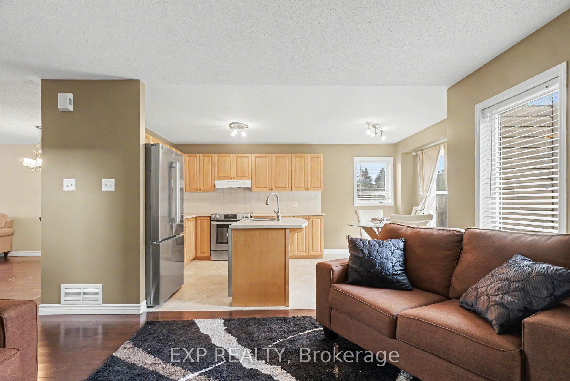 100 Rocky Hill Drive Property Photo 13