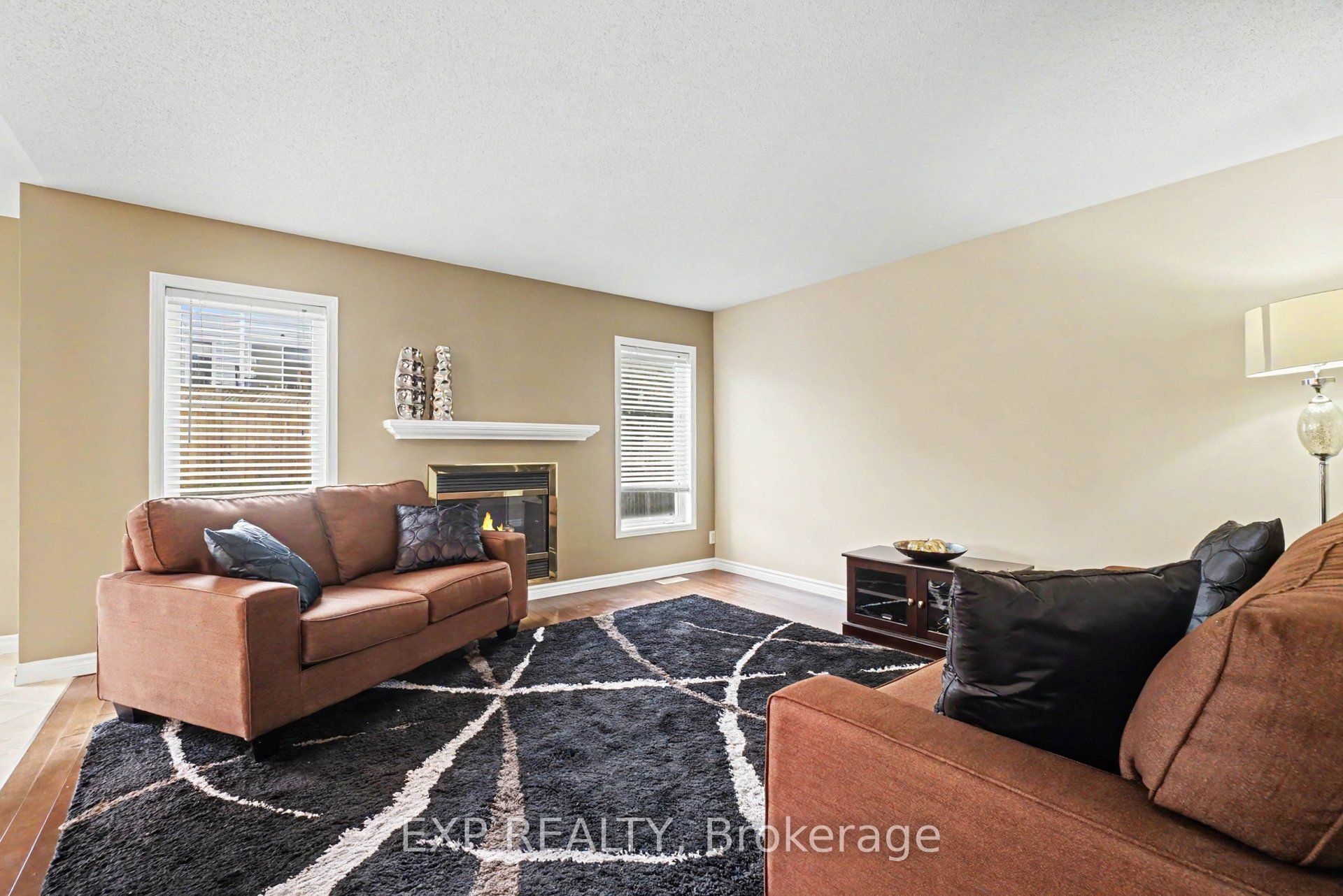100 Rocky Hill Drive Property Photo 15