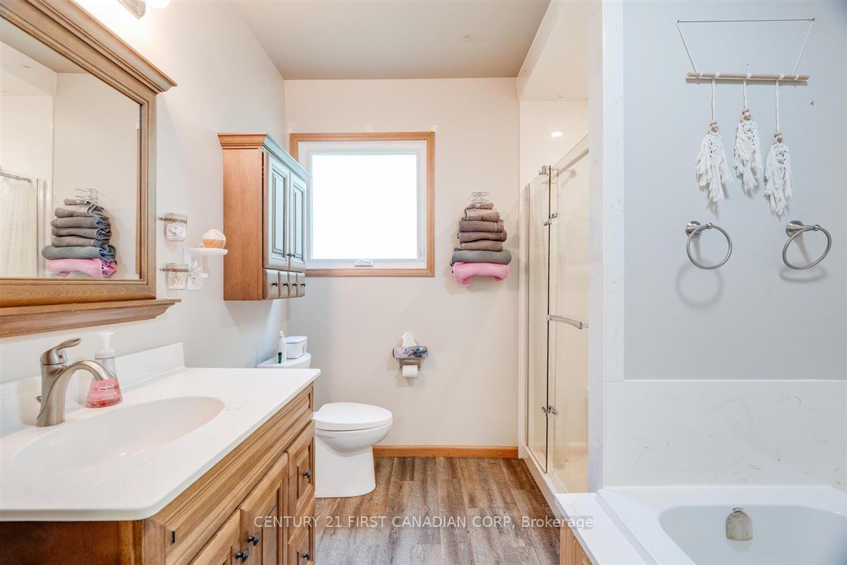 1025 King Street Property Photo 13