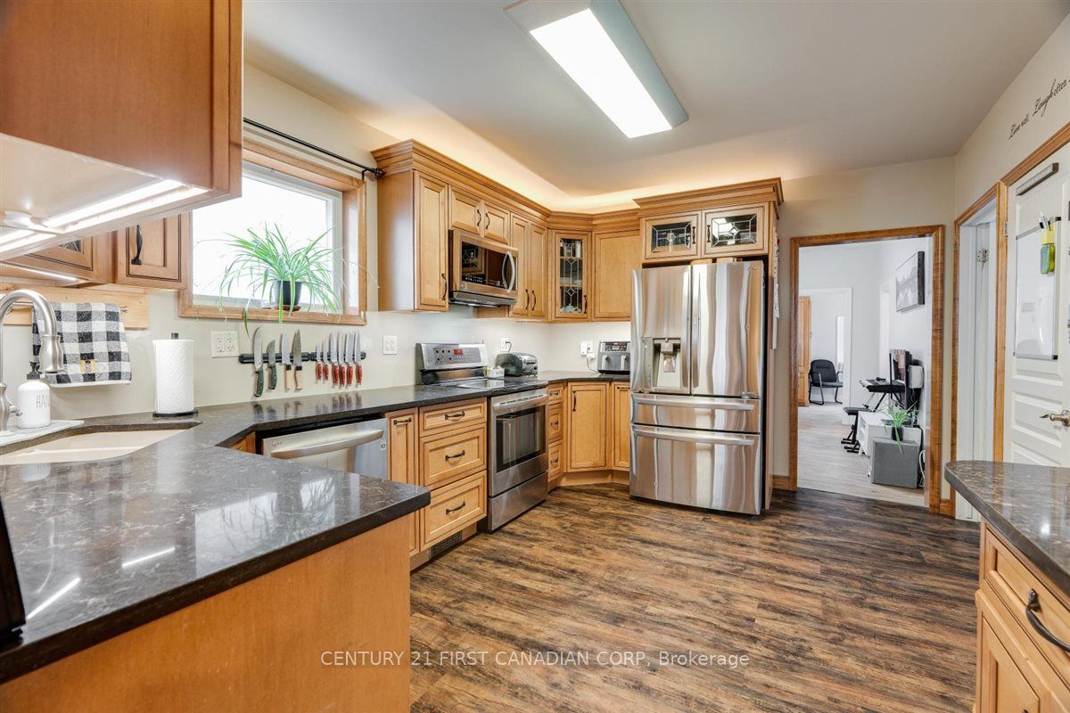 1025 King Street Property Photo 17