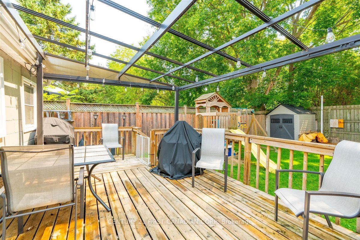 1025 King Street Property Photo 36