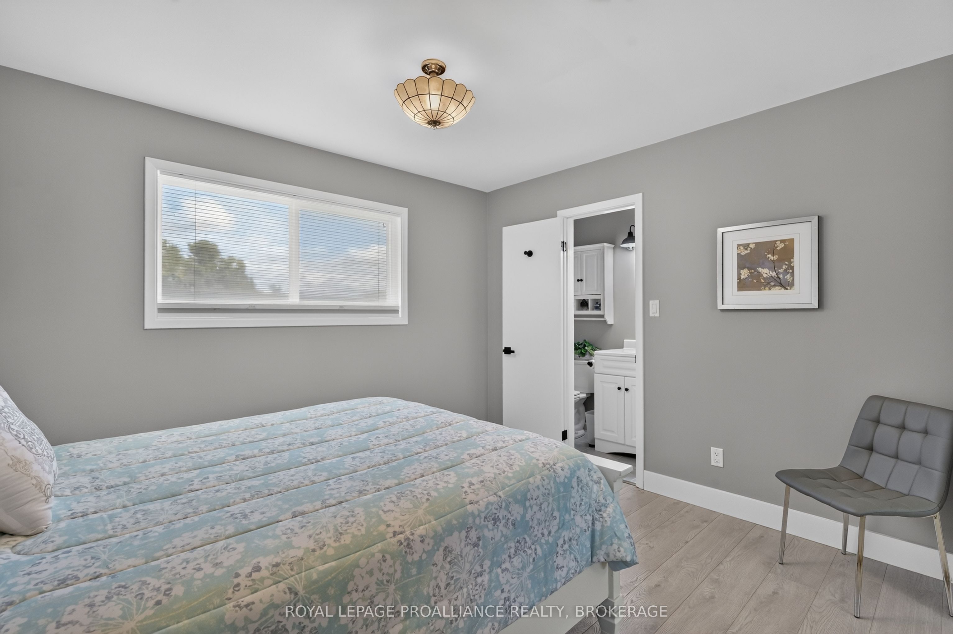 38 Willowbank Road W Property Photo 16