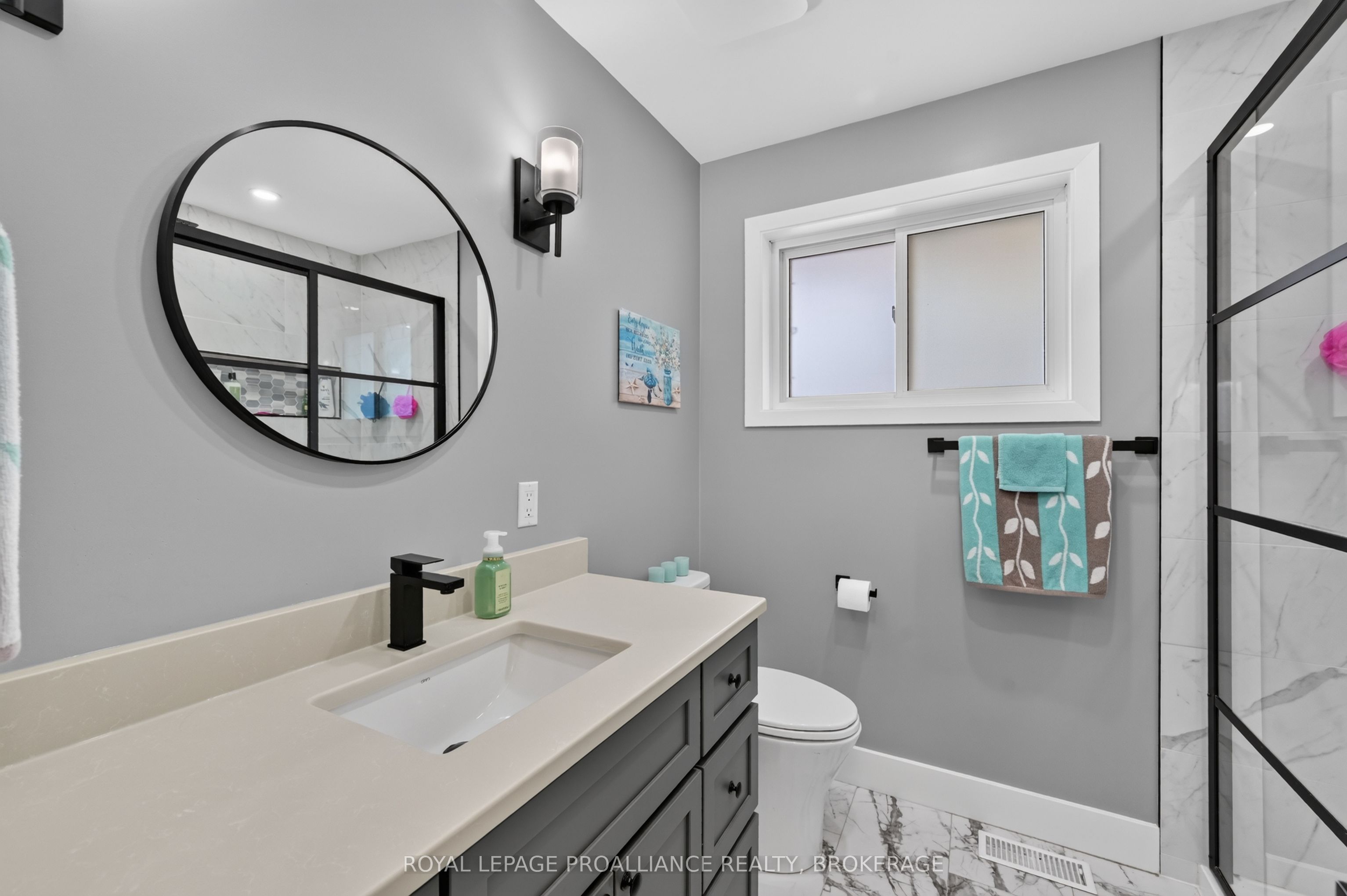 38 Willowbank Road W Property Photo 21