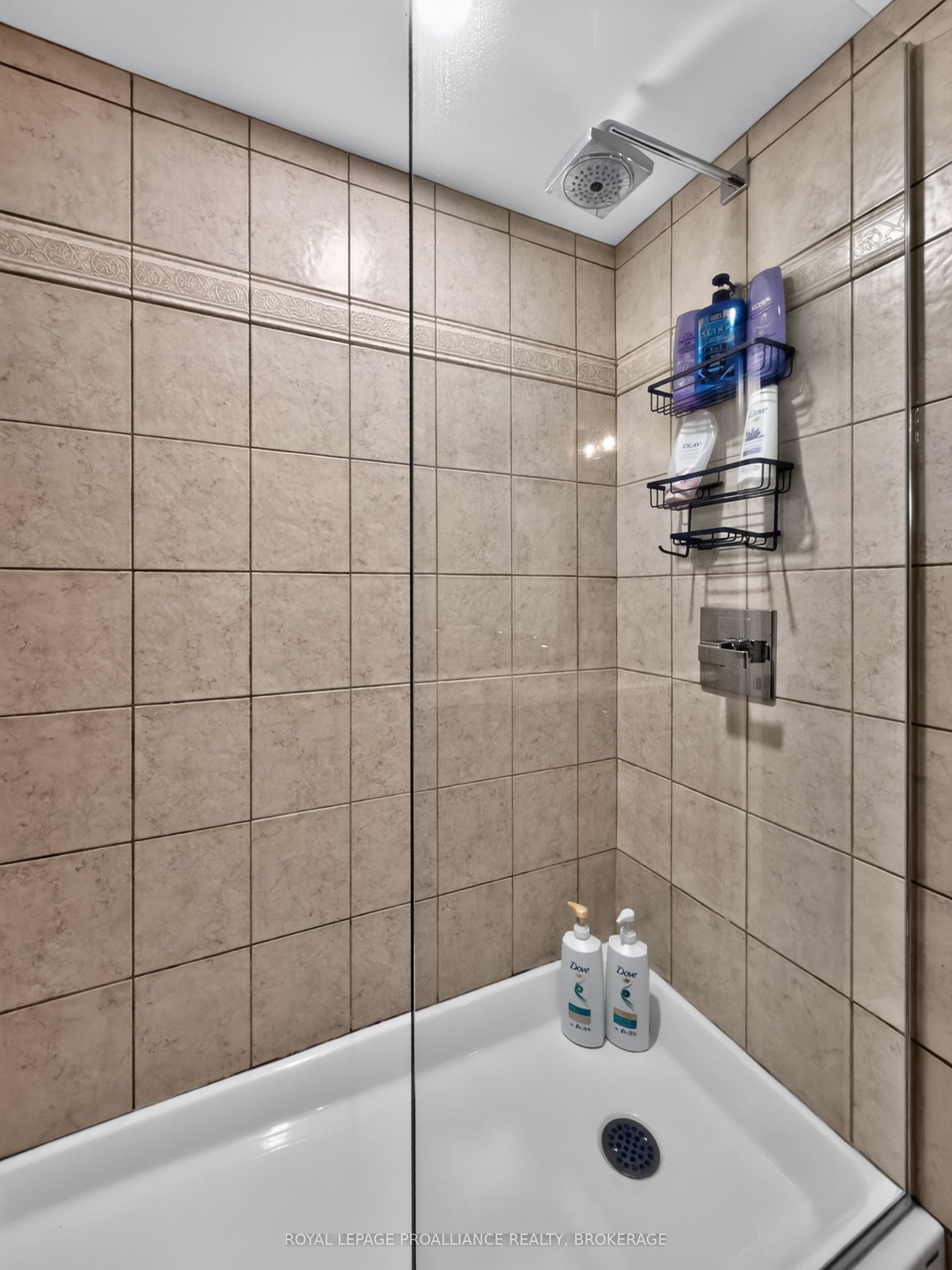 38 Willowbank Road W Property Photo 30