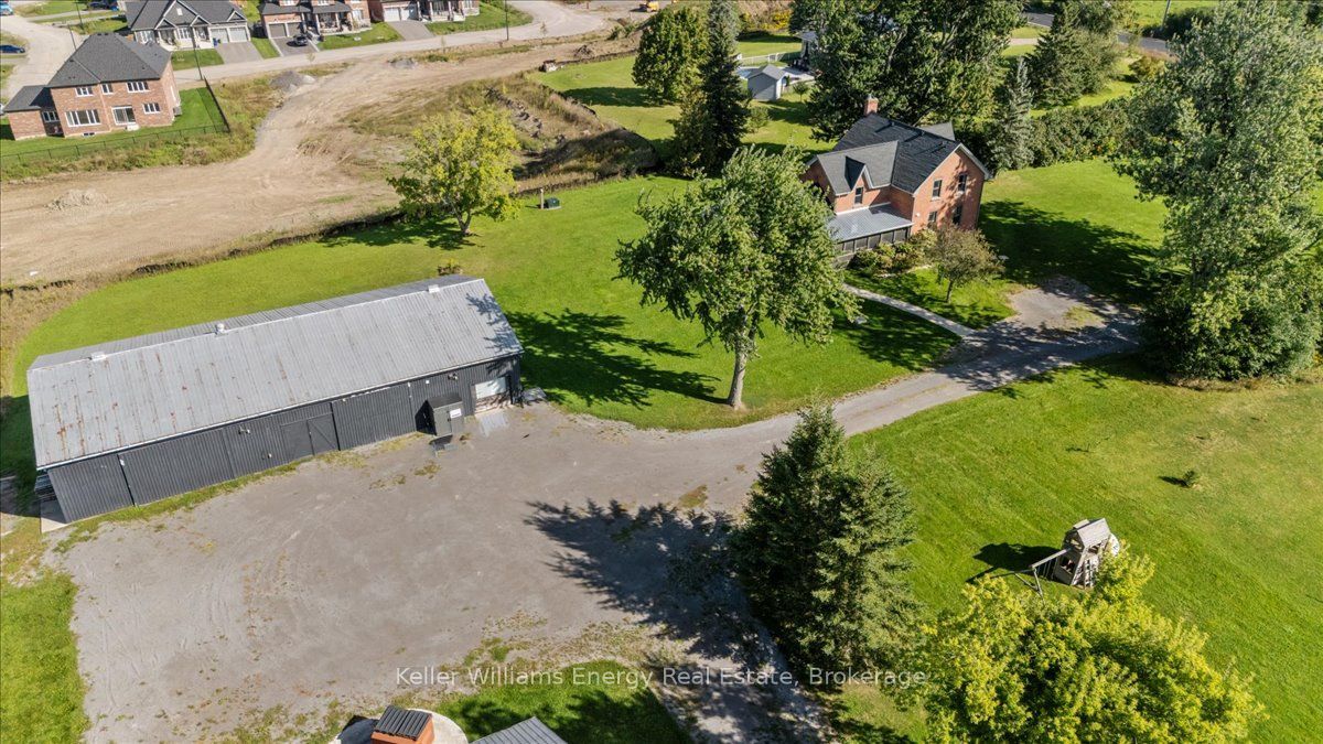 1786 Matchett Line Property Photo 3