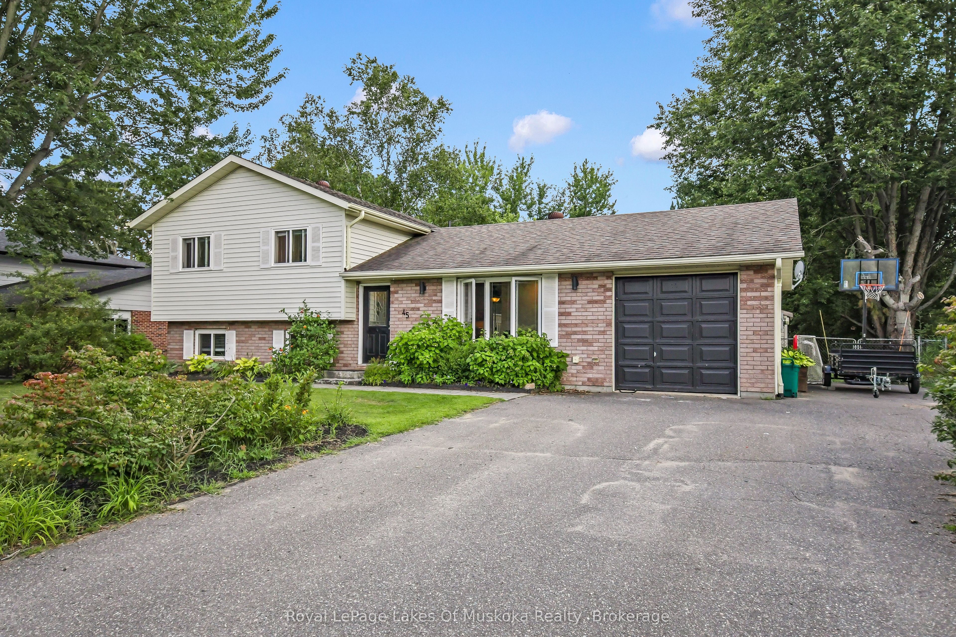 45 Kevin Crescent
