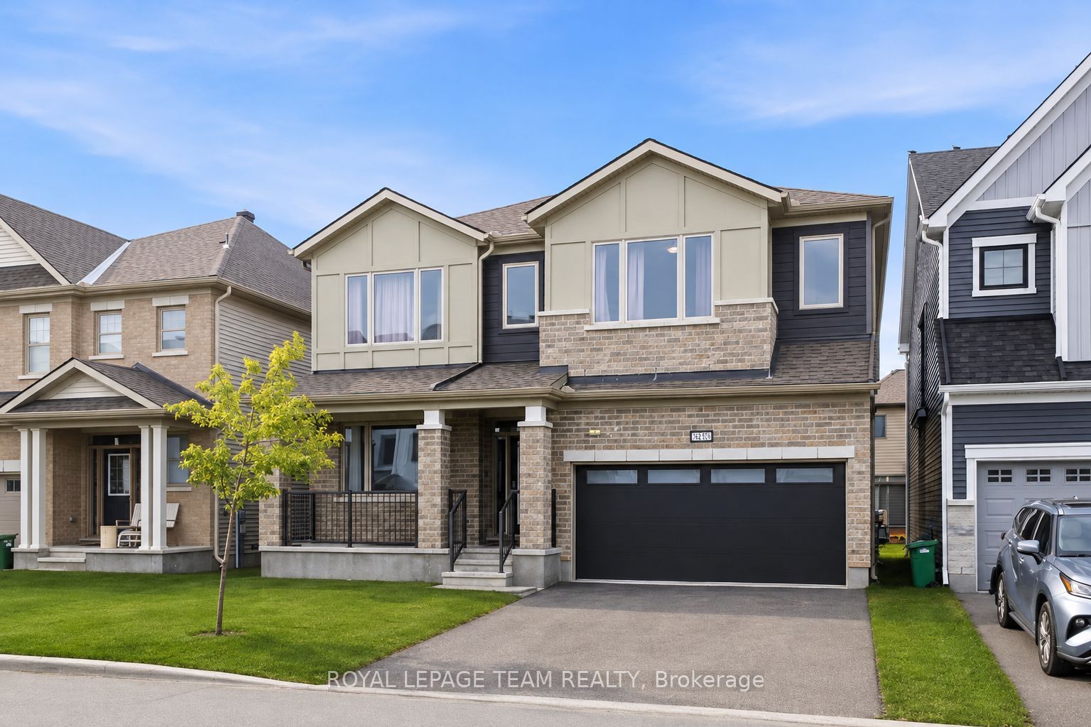 2413 Watercolours Way Property Photo 2