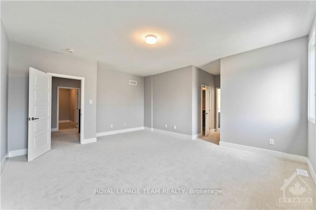 2413 Watercolours Way Property Photo 25