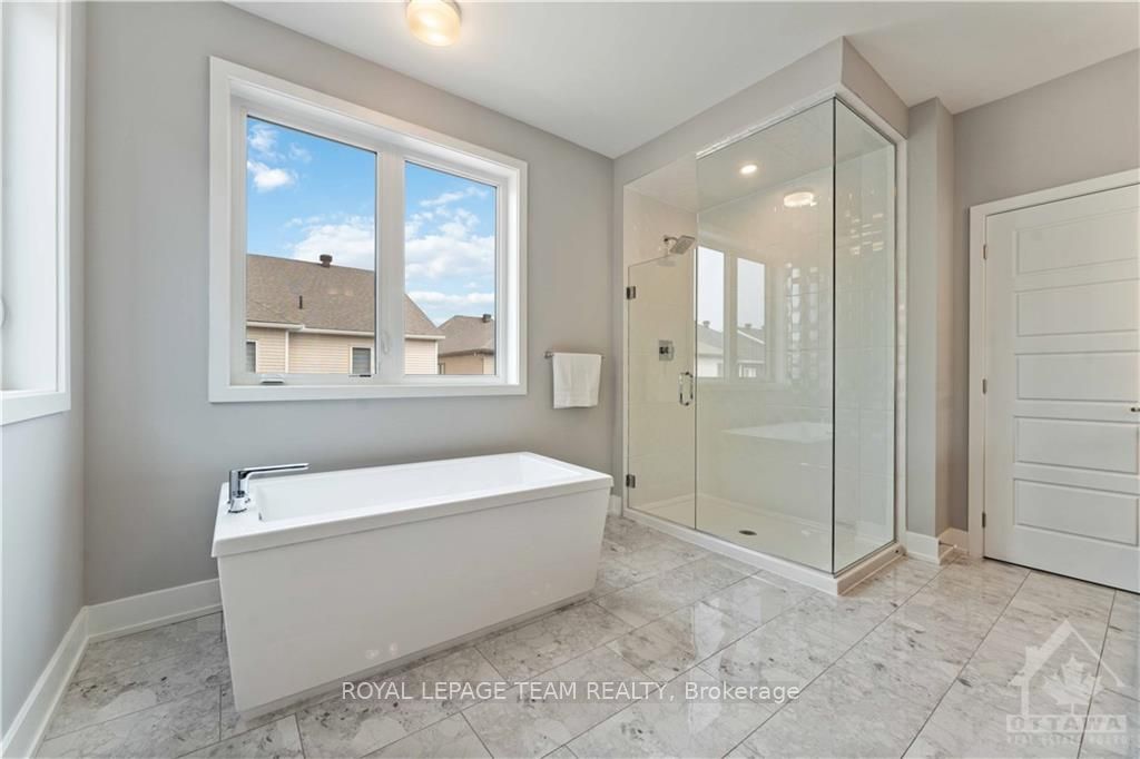 2413 Watercolours Way Property Photo 27