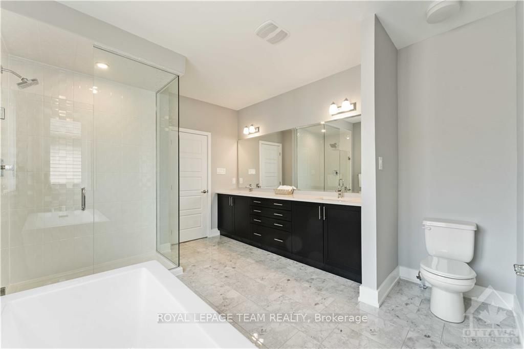 2413 Watercolours Way Property Photo 28