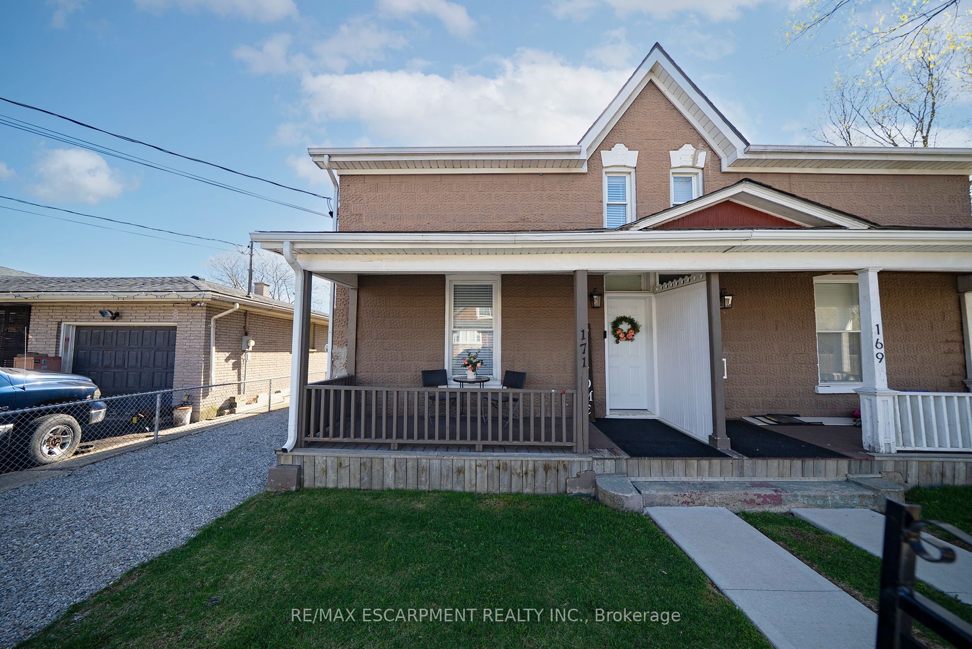 171 Drummond Street Property Photo 2