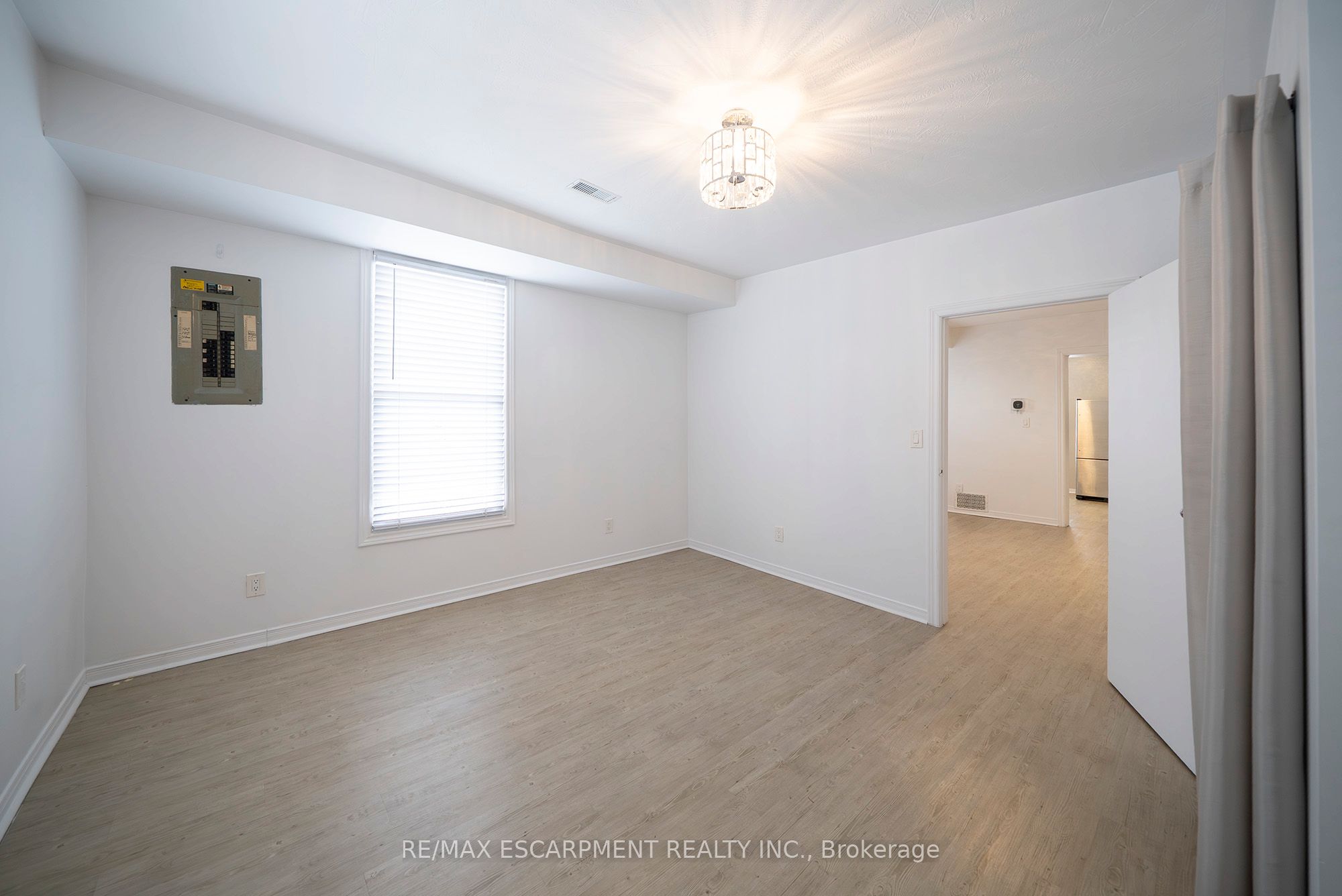 171 Drummond Street Property Photo 28