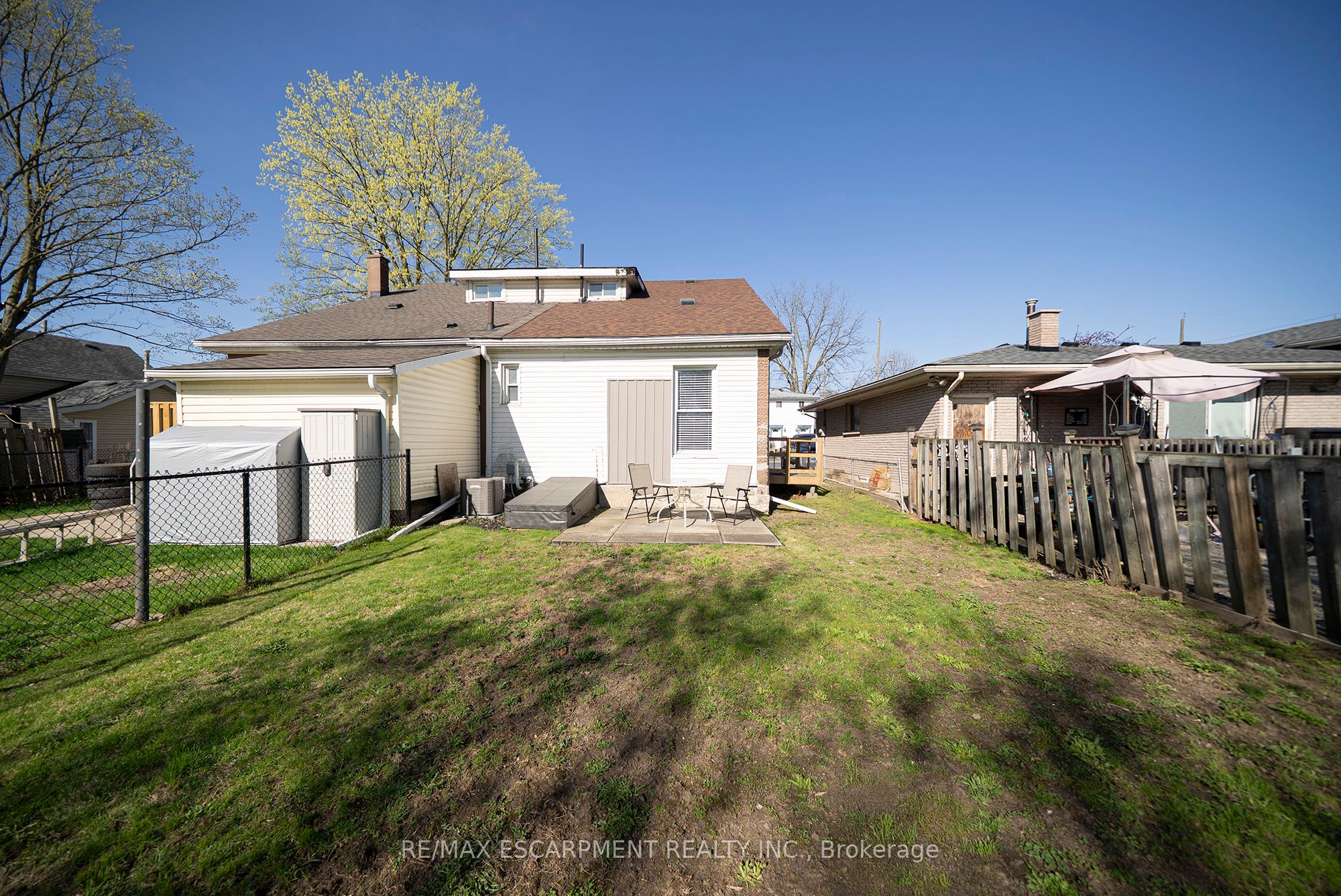 171 Drummond Street Property Photo 30