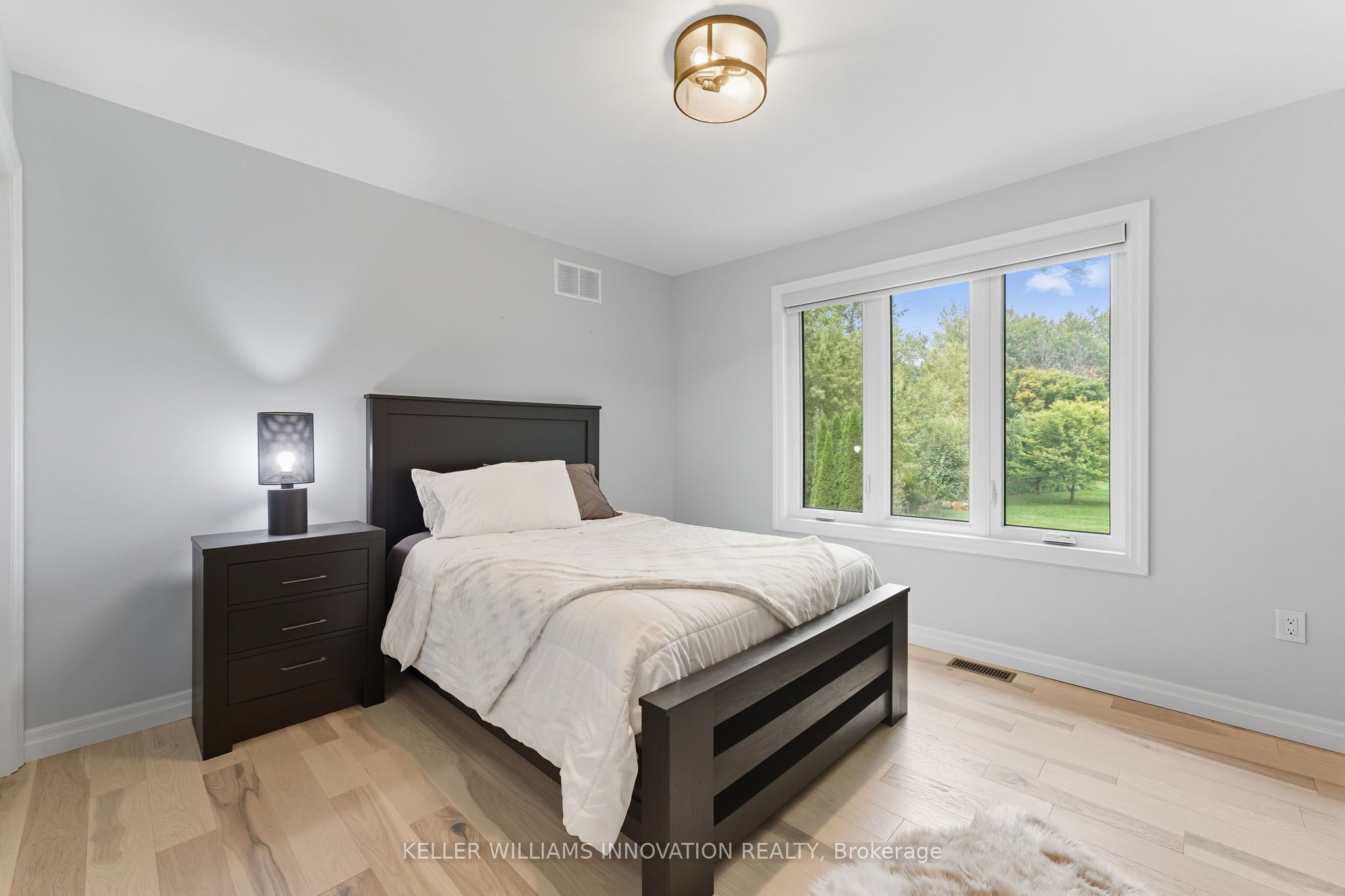 29 Mcdonald Street W Property Photo 22