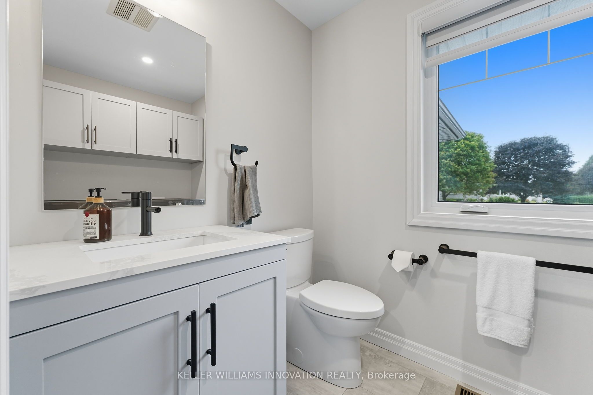 29 Mcdonald Street W Property Photo 24