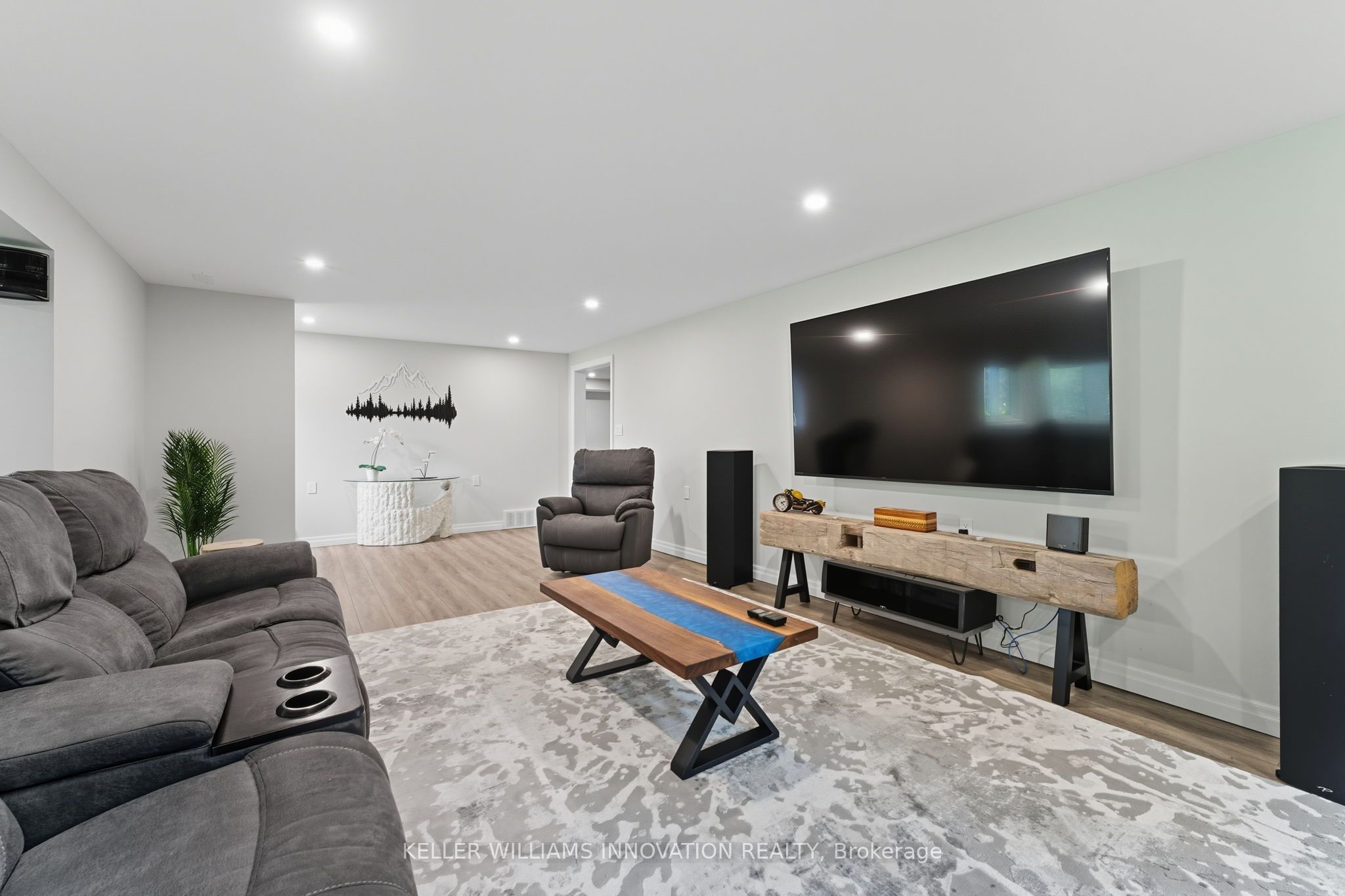 29 Mcdonald Street W Property Photo 32
