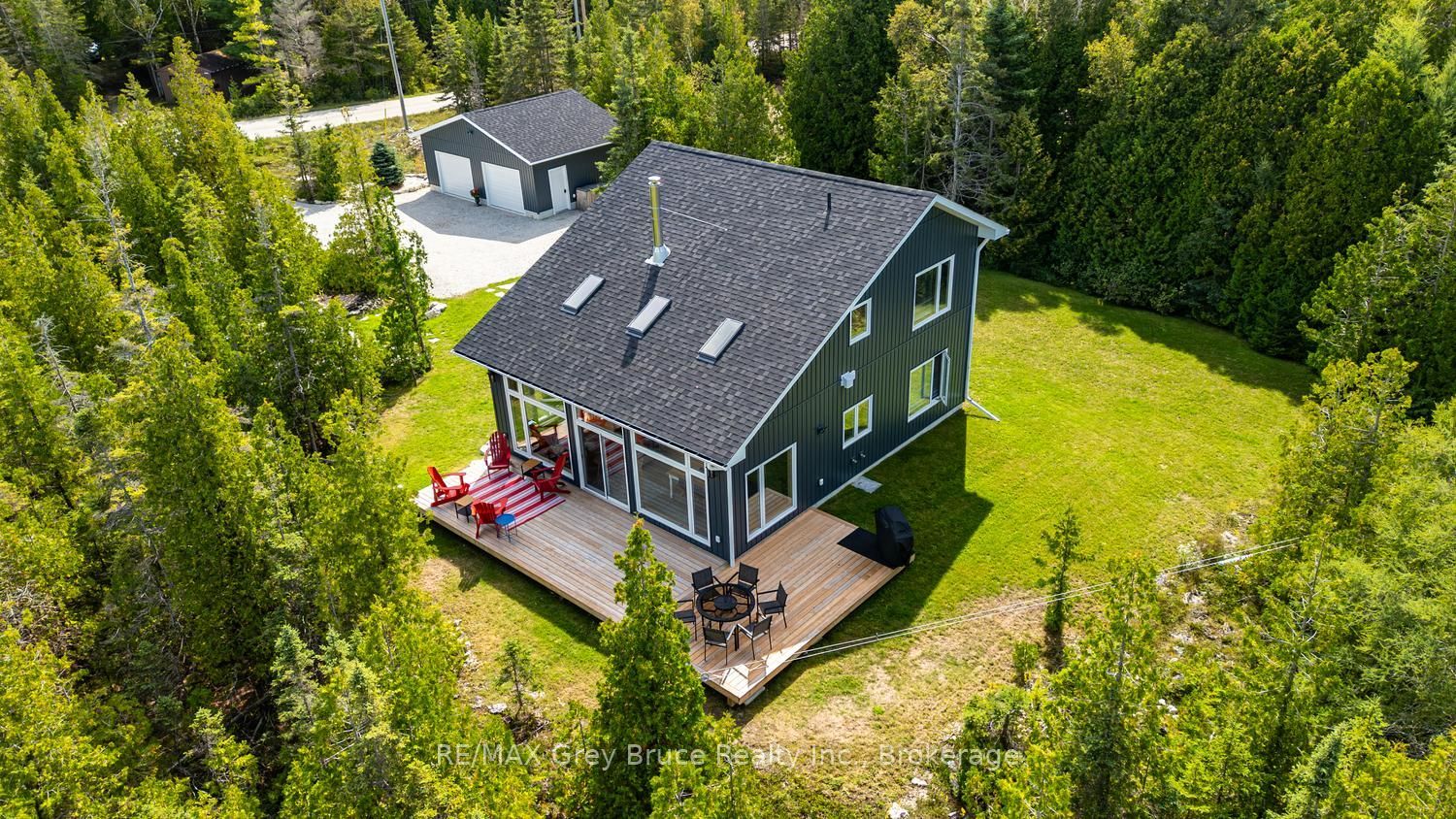 26 Silver Sides Point Drive Property Photo 1