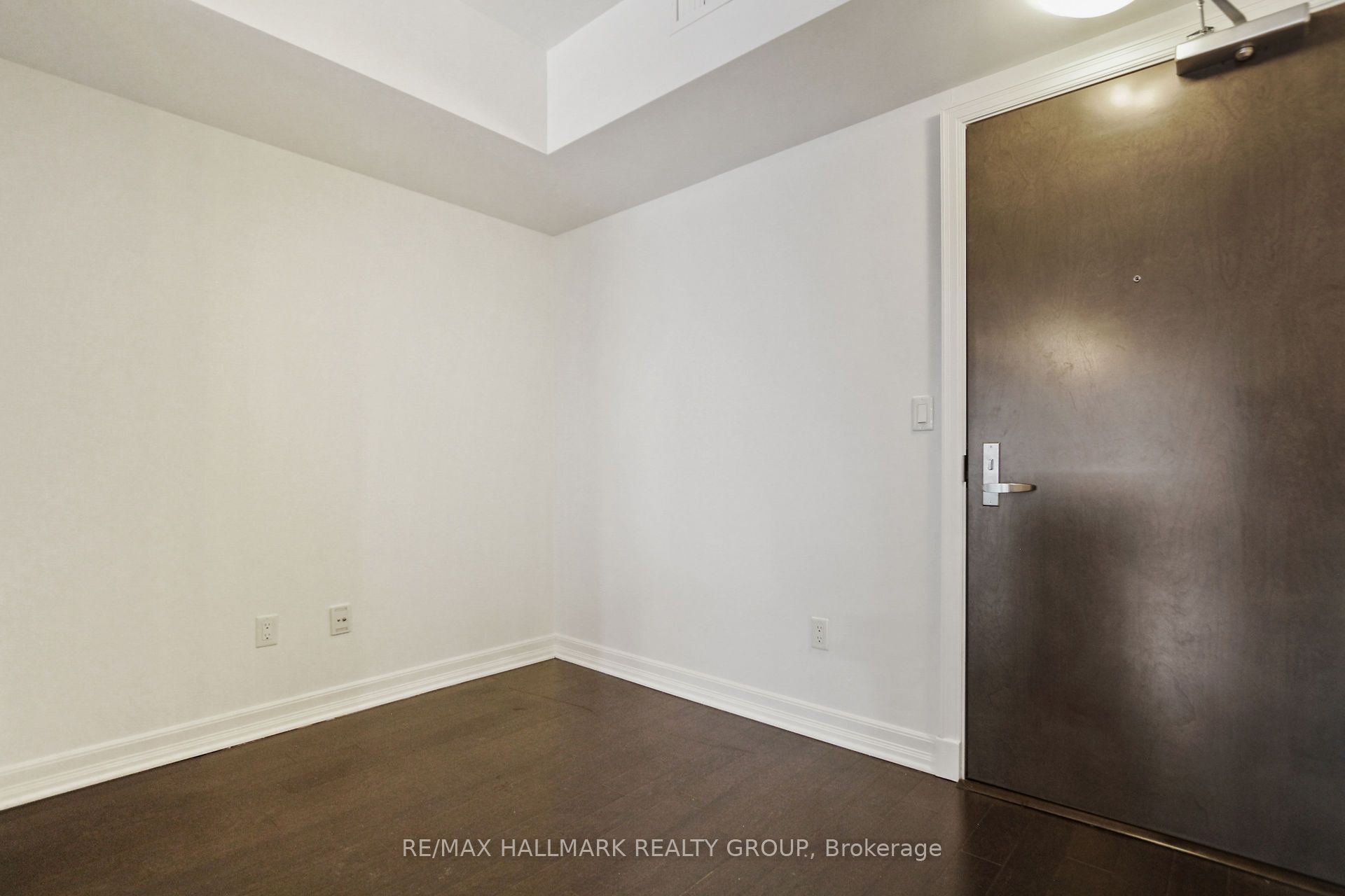 238 Besserer Street 814 Property Photo 8