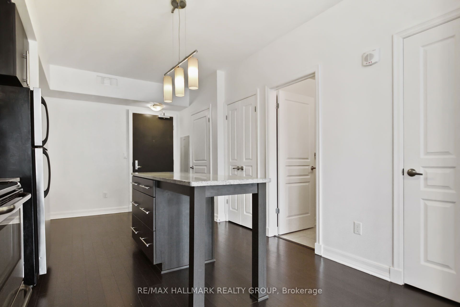 238 Besserer Street 814 Property Photo 10
